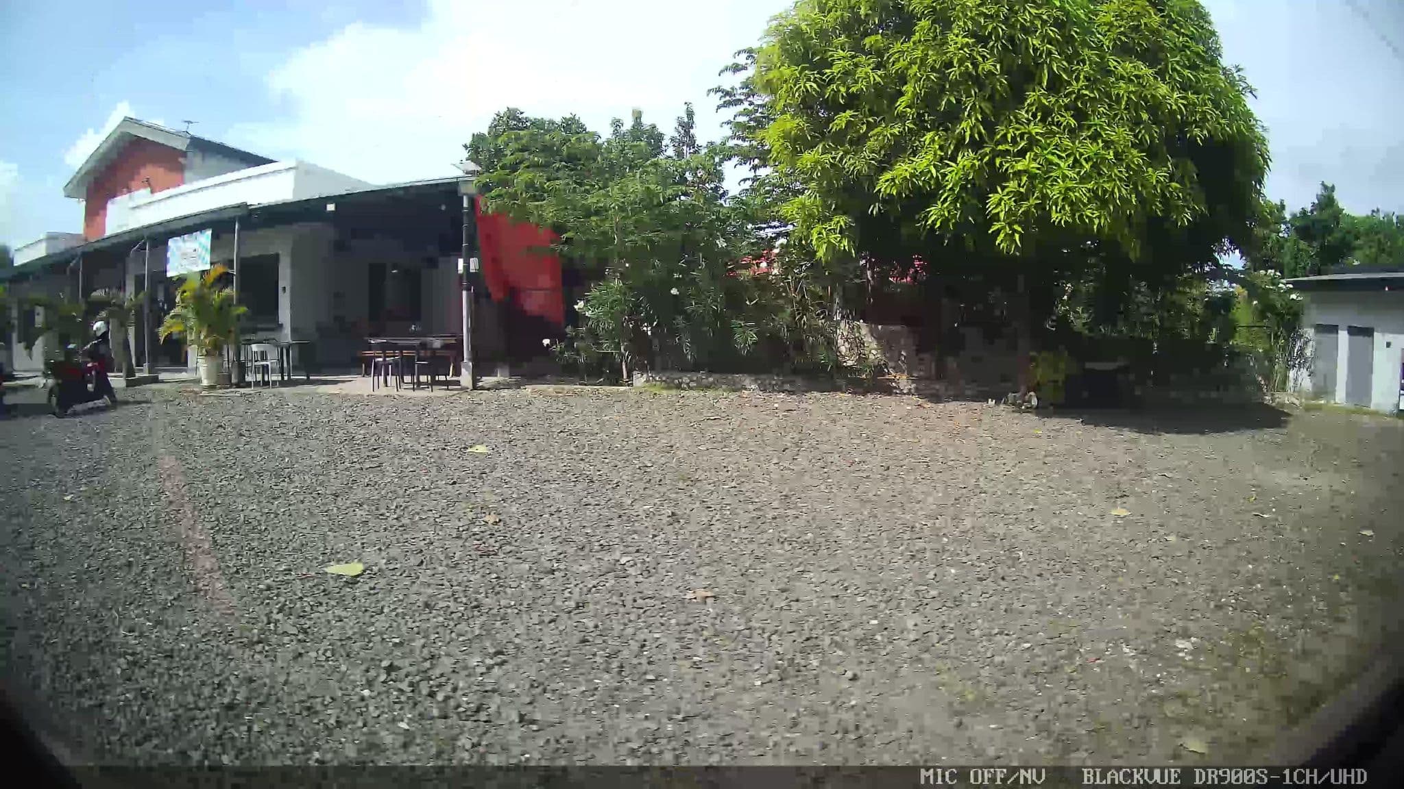 Street view near Pababo Adventure Village, Basdiot — © Kaart---RIGHT (CC BY-SA · Mapillary)