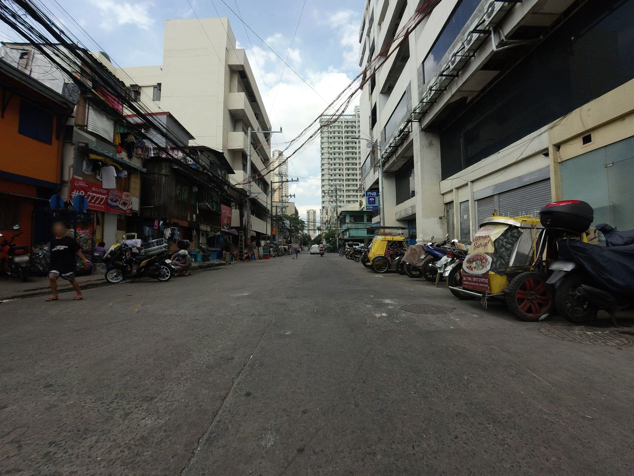 Street view near Royal Plaza, Paco — © GOwin (CC BY-SA · Mapillary)