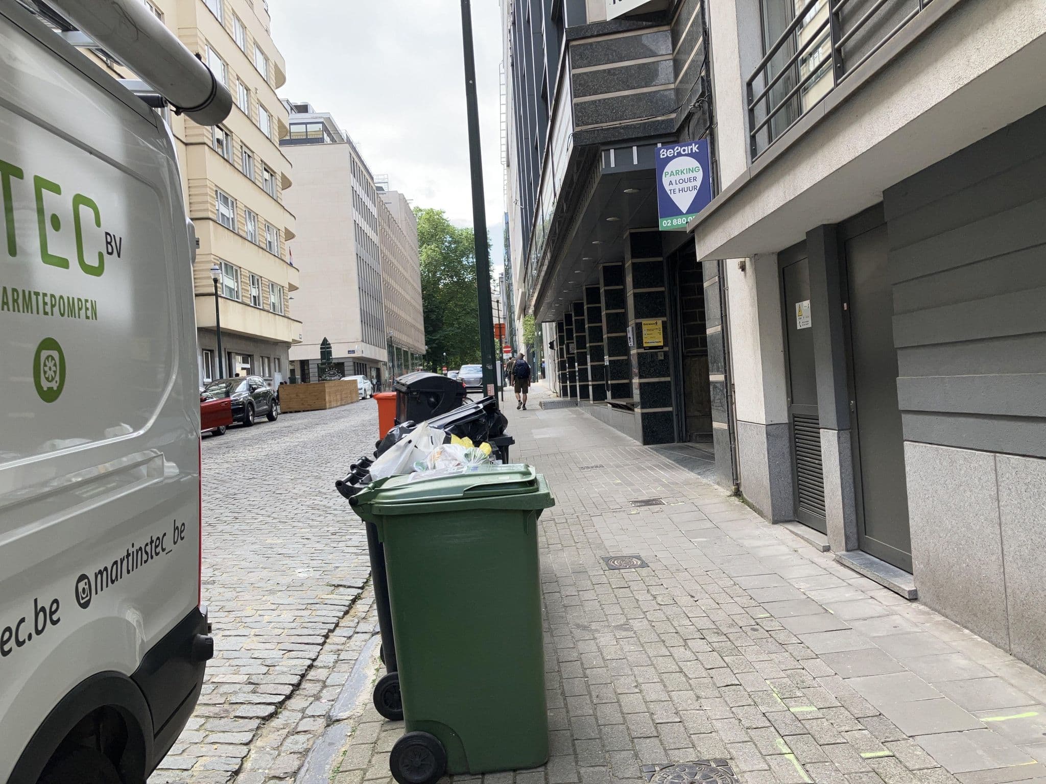 Street view near Aparthotel Adagio Access Brussels Europe, Ixelles — © southglos (CC BY-SA · Mapillary)