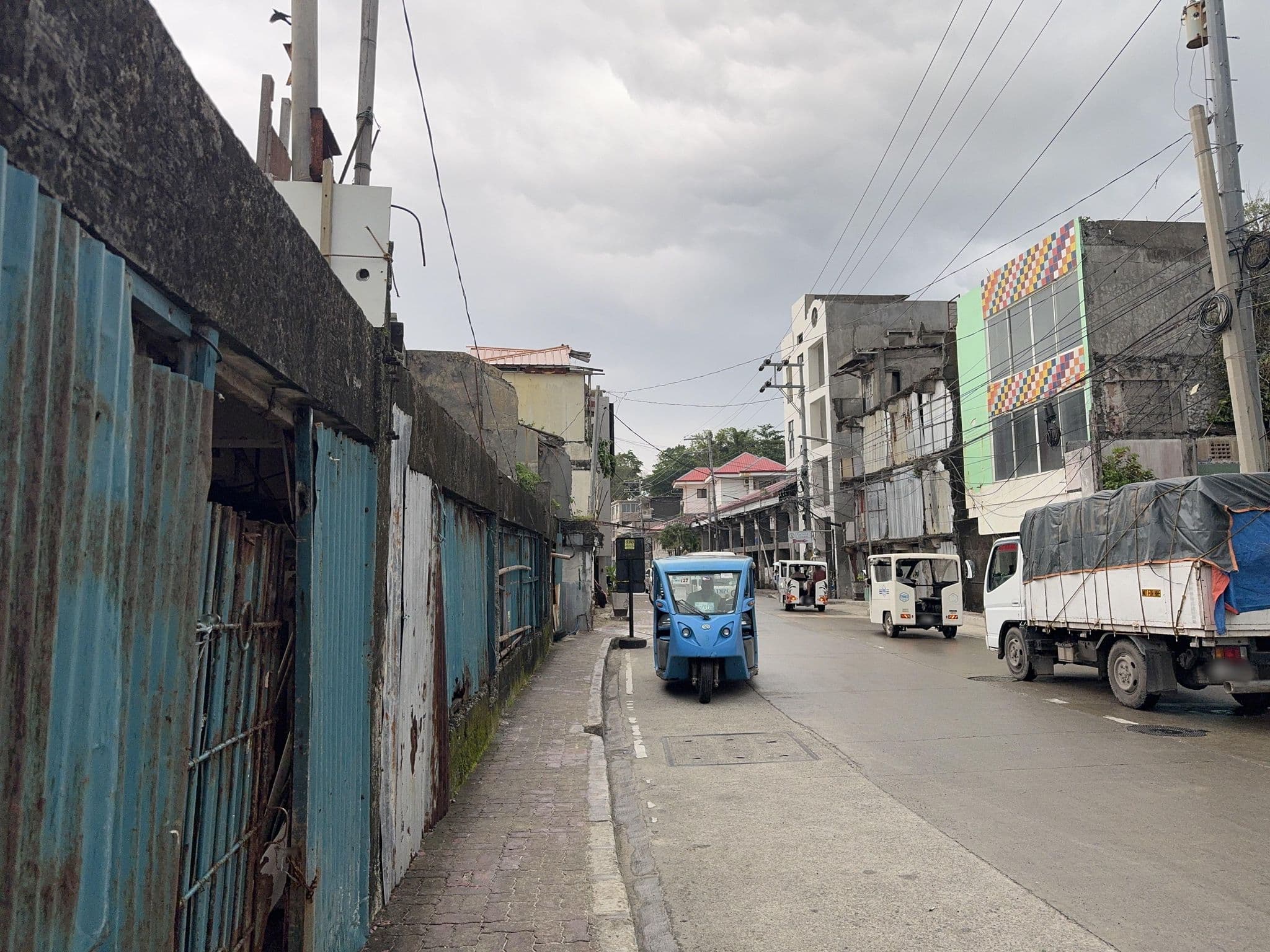 Street view near Boracay Breeze Resort, Balabag — © filipb (CC BY-SA · Mapillary)