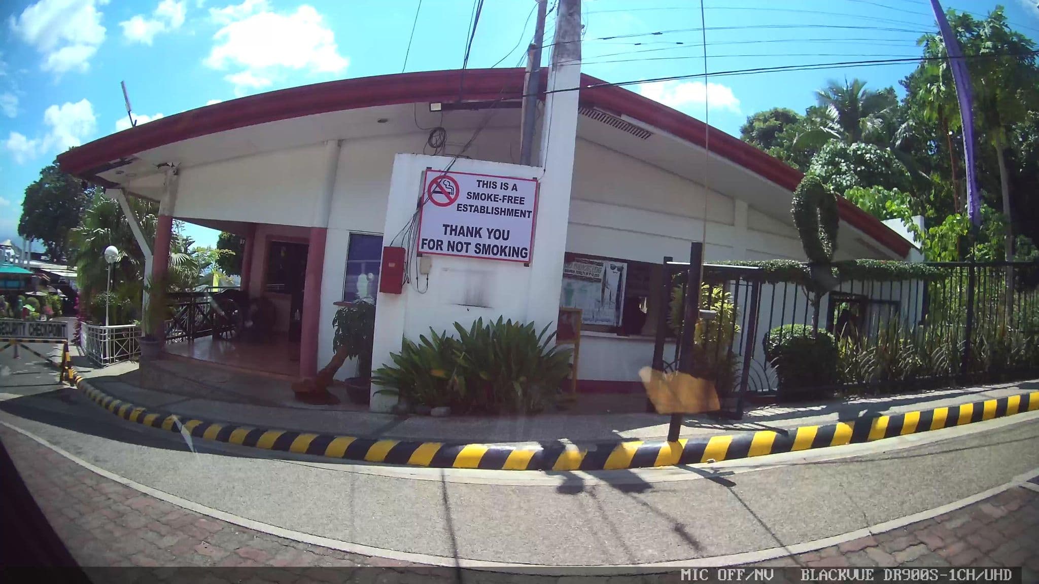 Street view near Jack's Ridge, Davao — © Kaart---RIGHT (CC BY-SA · Mapillary)
