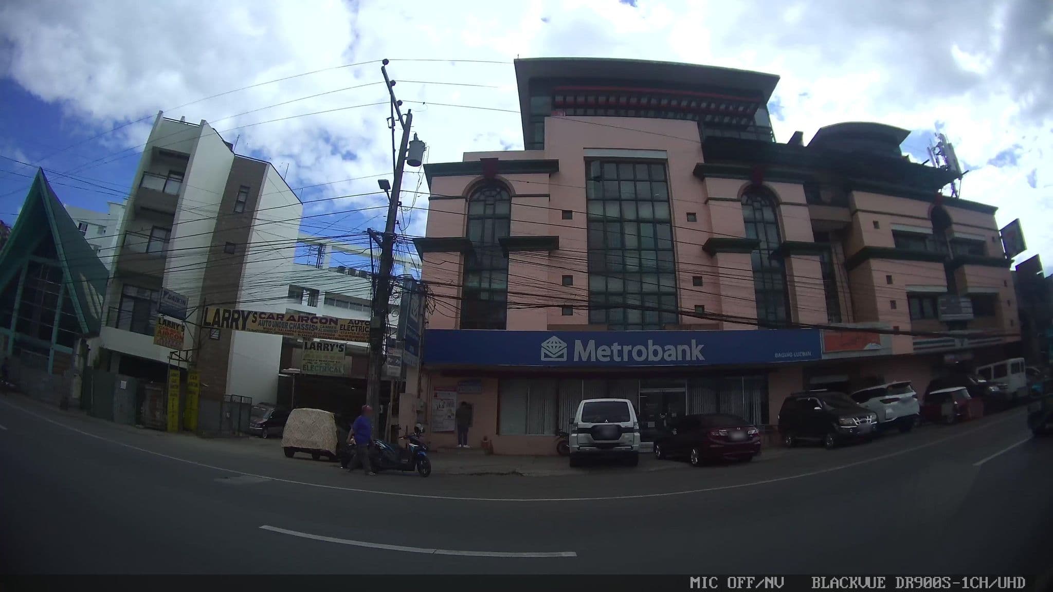 Street view near Hotel Lafe, Baguio