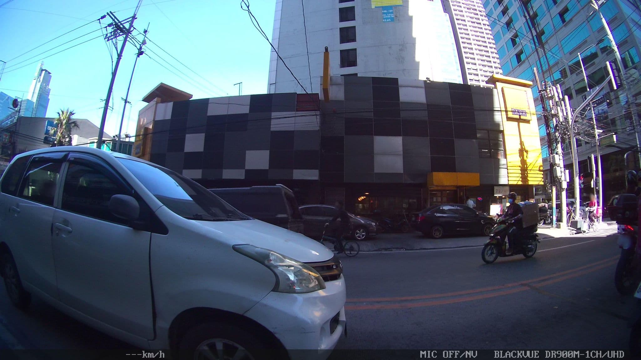 Street view near Fersal Hotel, Bel Air — © kaart_4 (CC BY-SA · Mapillary)