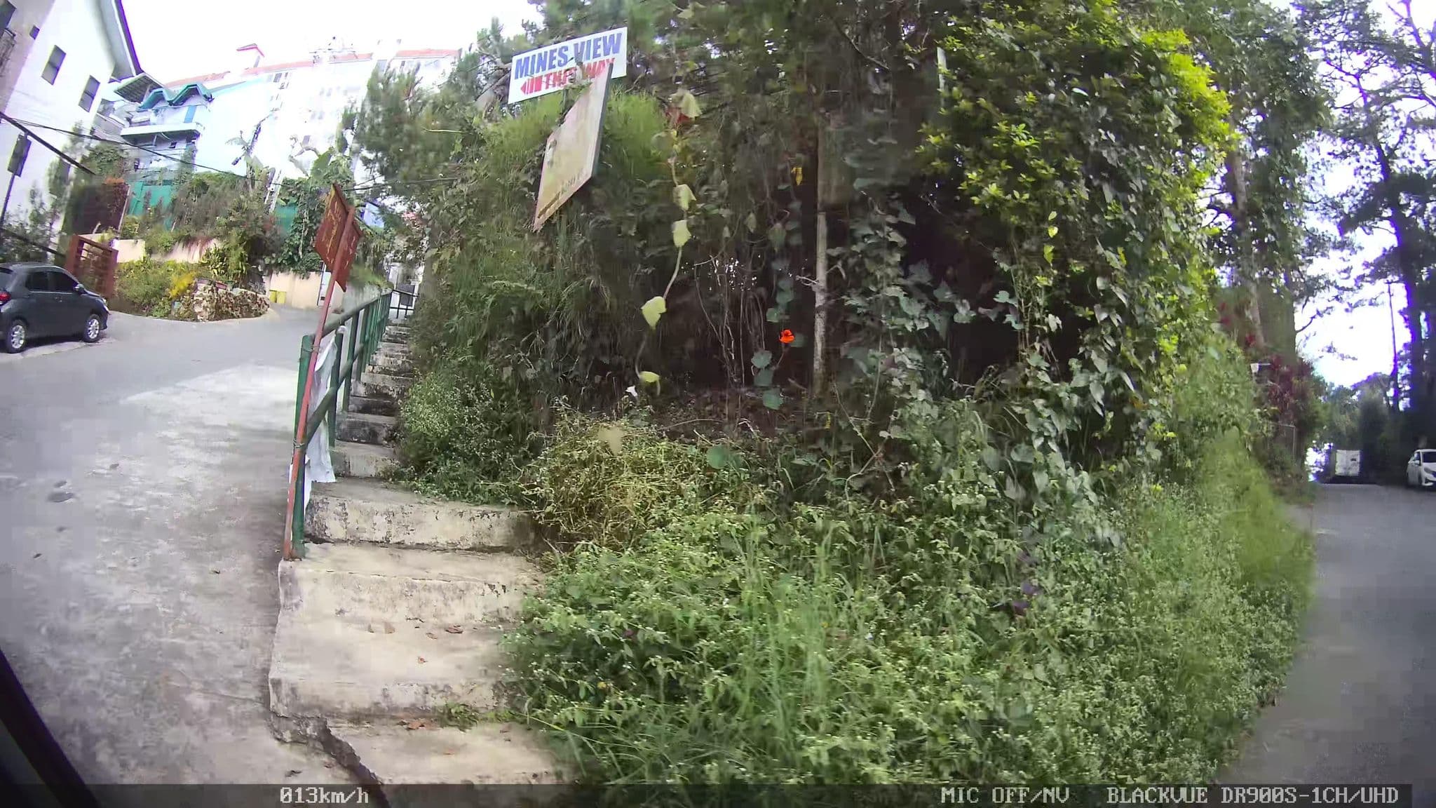 Street view near Giraffe Boutique Hotel, Tuding — © Kaart---RIGHT (CC BY-SA · Mapillary)
