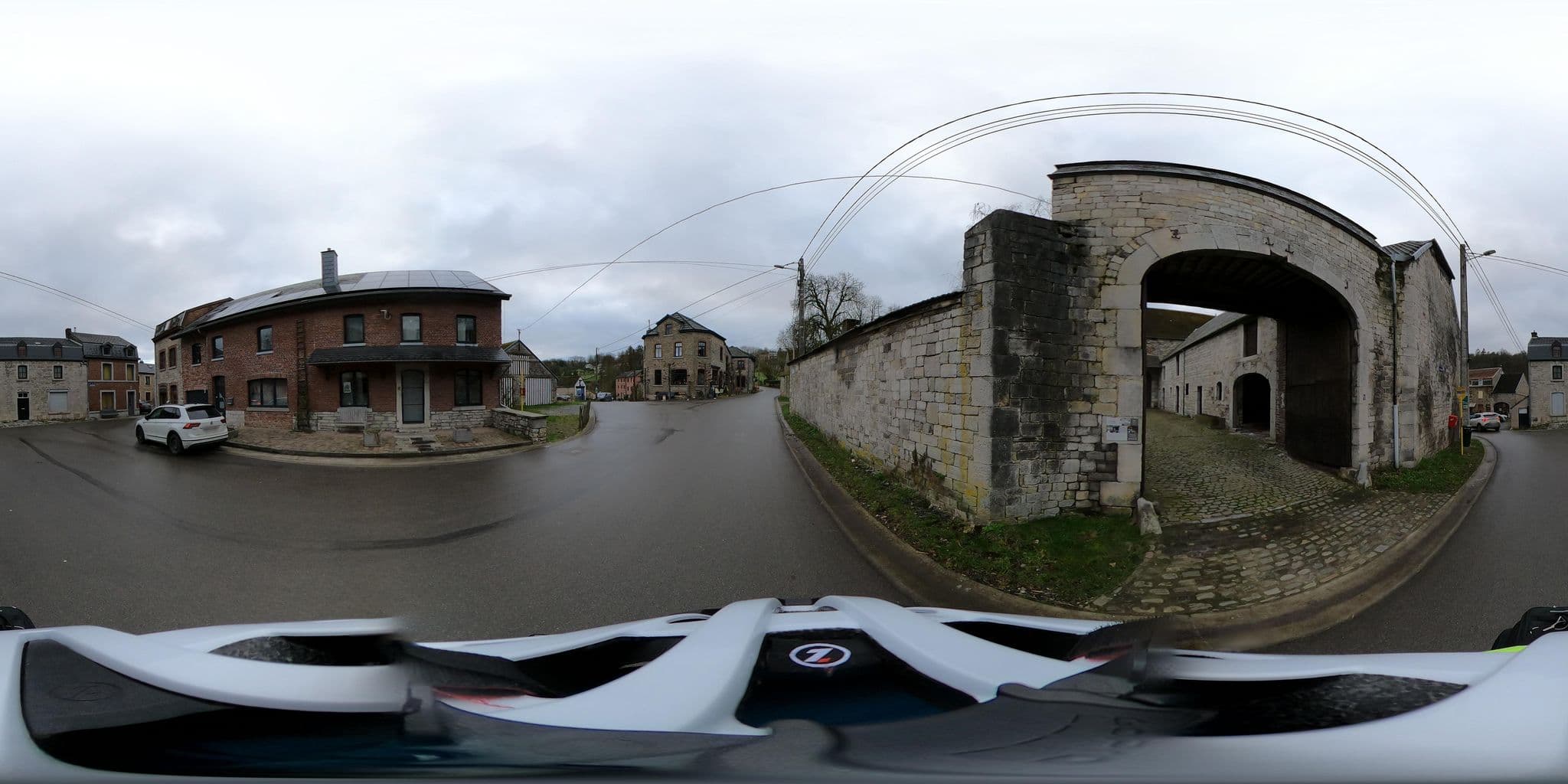 Street view near La Cour Vendôme, Bomal — © Mizuna (CC BY-SA · Mapillary)