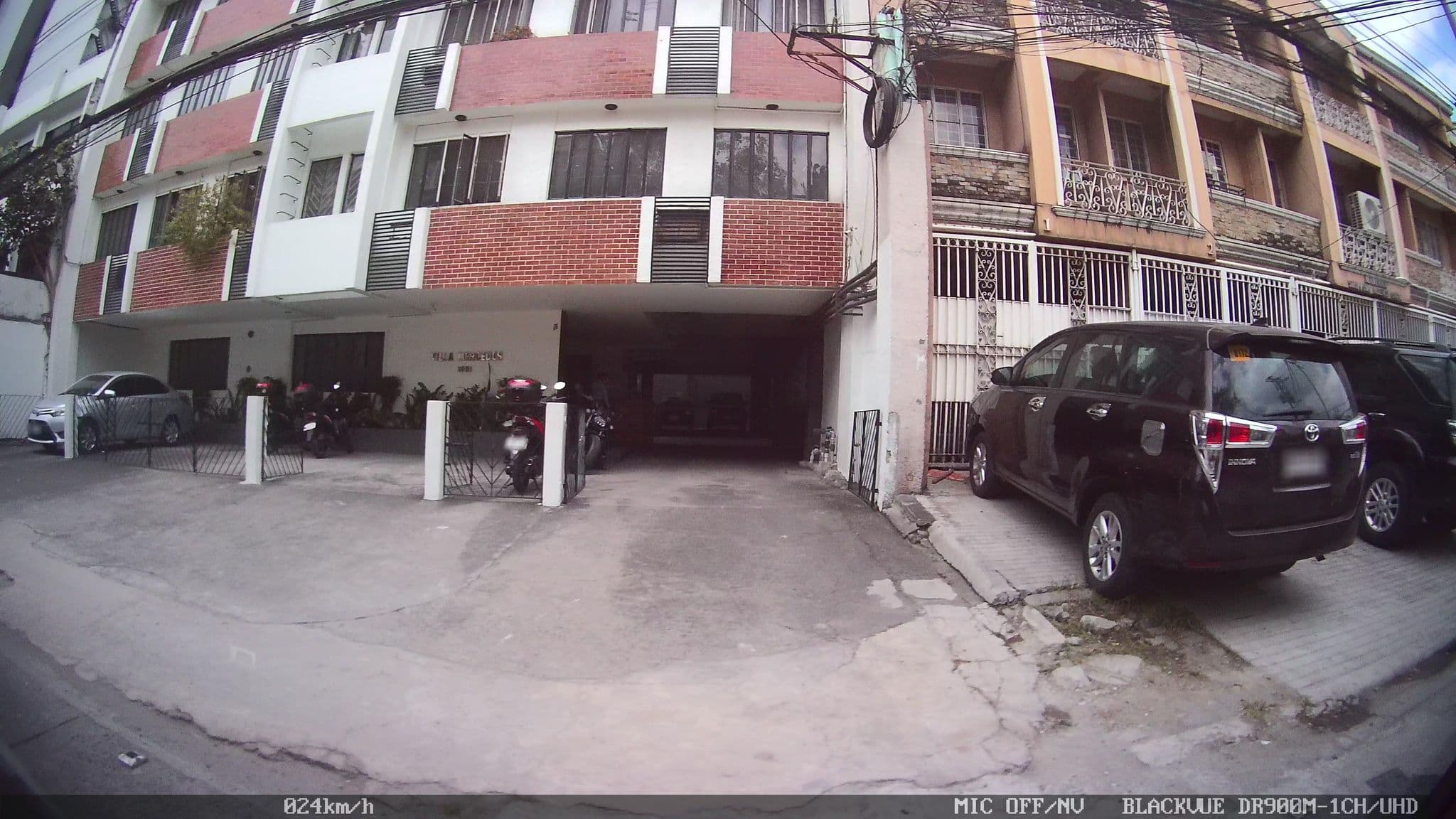 Street view near Villa Mercedez, Bel Air — © kaart_4 (CC BY-SA · Mapillary)