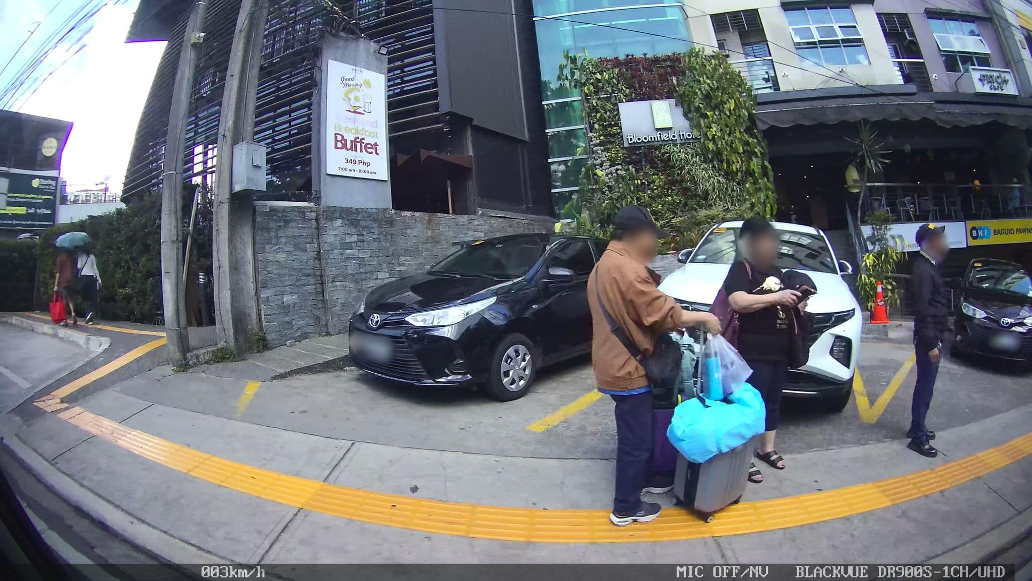 Street view near G1 Lodge, Baguio