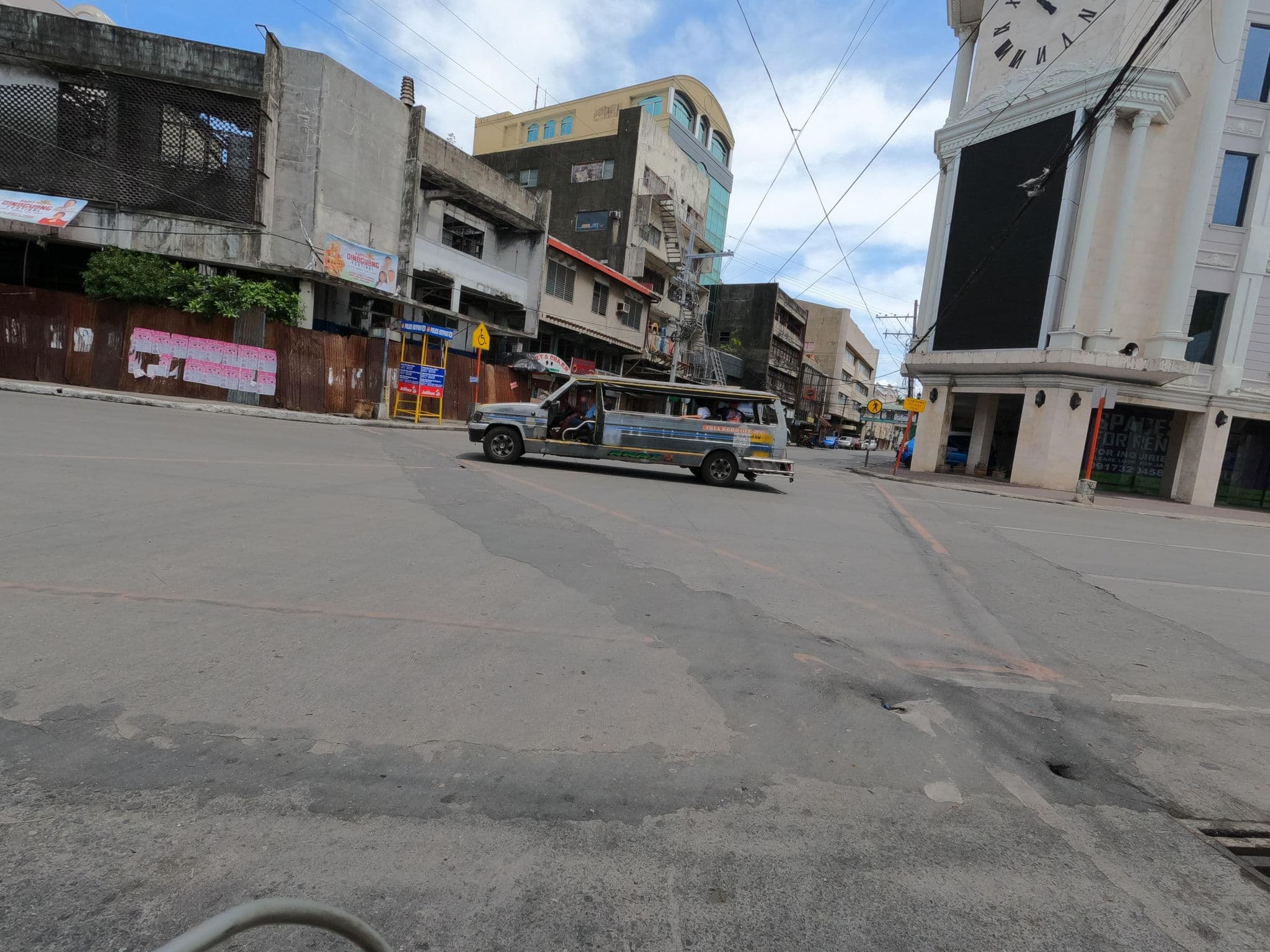 Street view near Goldberry Hotel Iloilo, Iloilo — © GOwin (CC BY-SA · Mapillary)