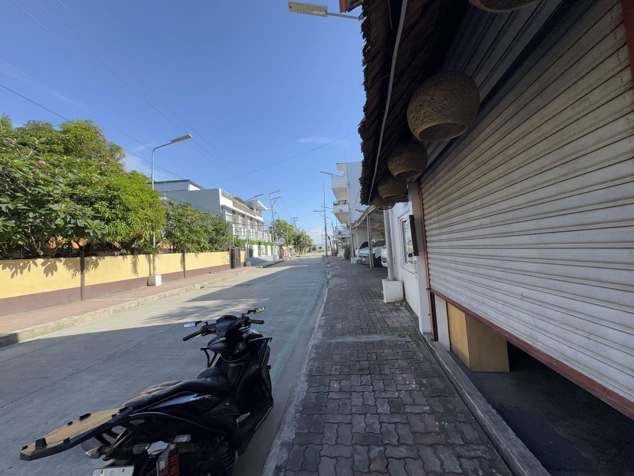 Street view near Lanterna Hotel & Restaurant, Balabag — © filipb (CC BY-SA · Mapillary)