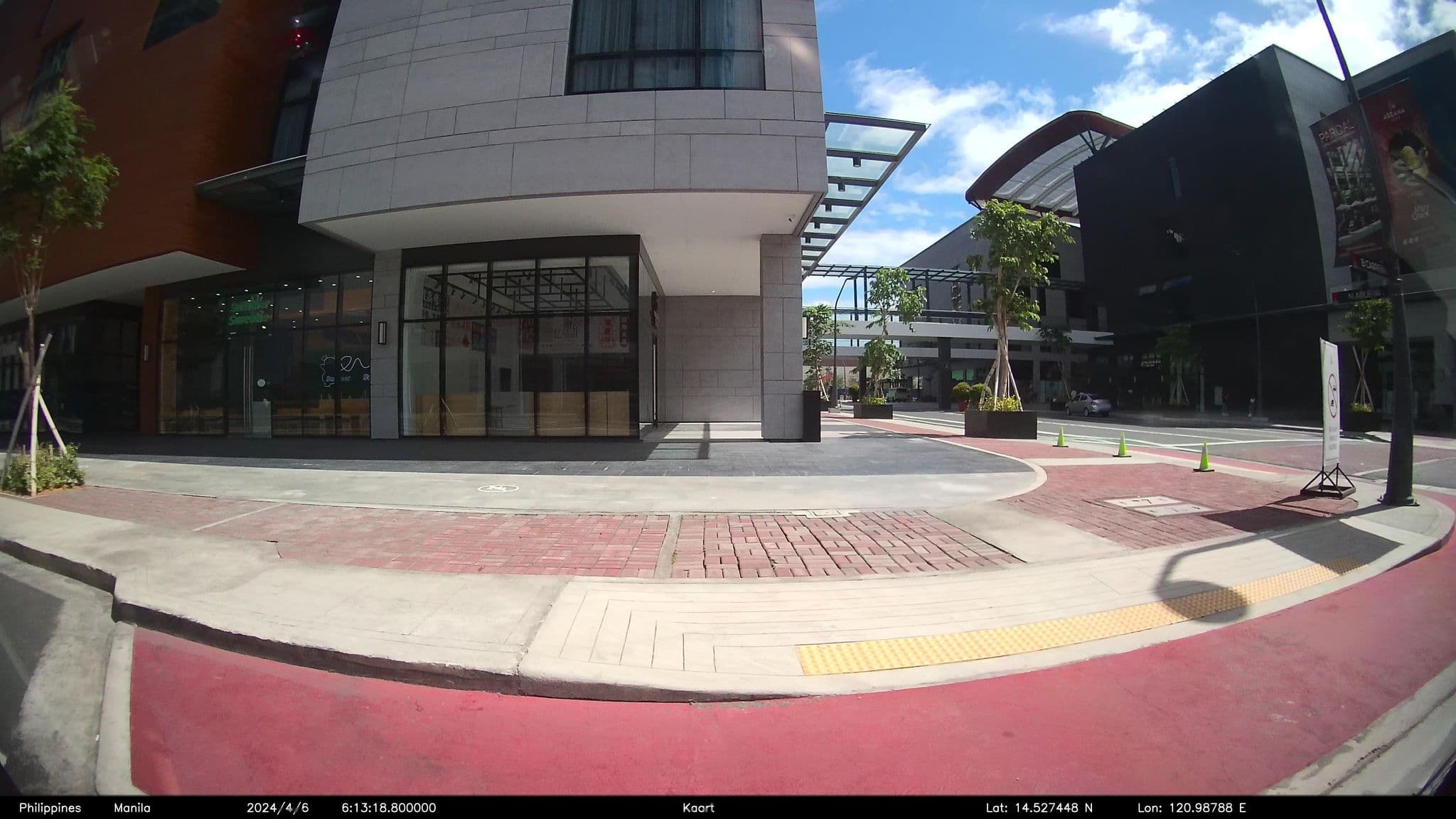Street view near Hop Inn Hotel Aseana, Baclaran — © kaart_4 (CC BY-SA · Mapillary)