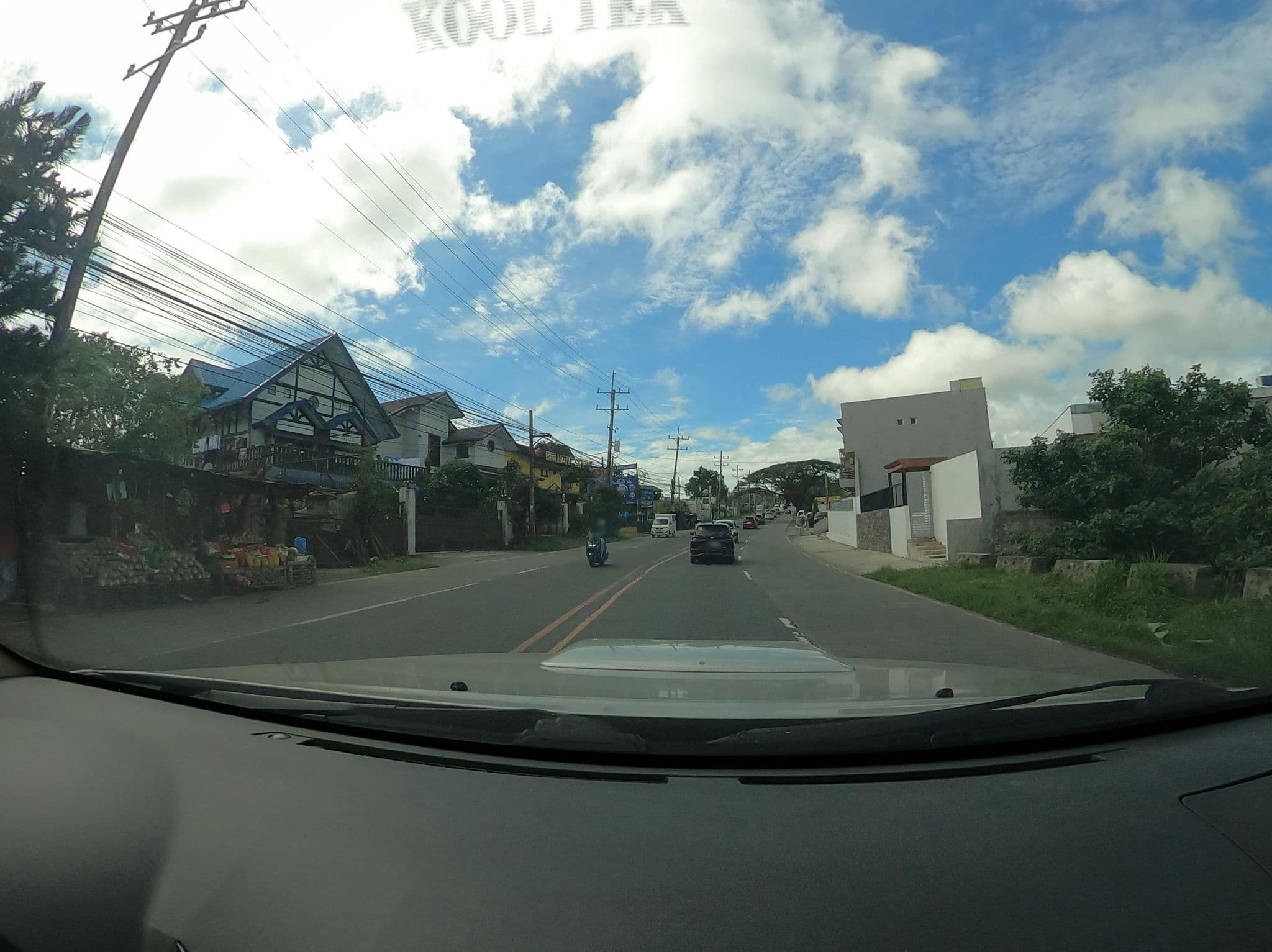Street view near The Blue Cottage, Luksuhin — © msejdr (CC BY-SA · Mapillary)