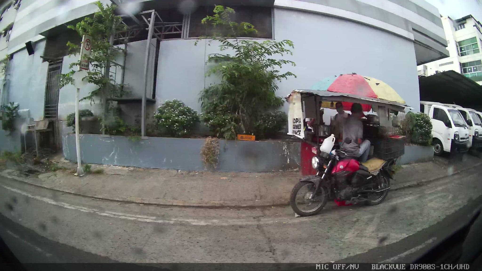 Street view near Amanda Suites, Davao — © Kaart---RIGHT (CC BY-SA · Mapillary)