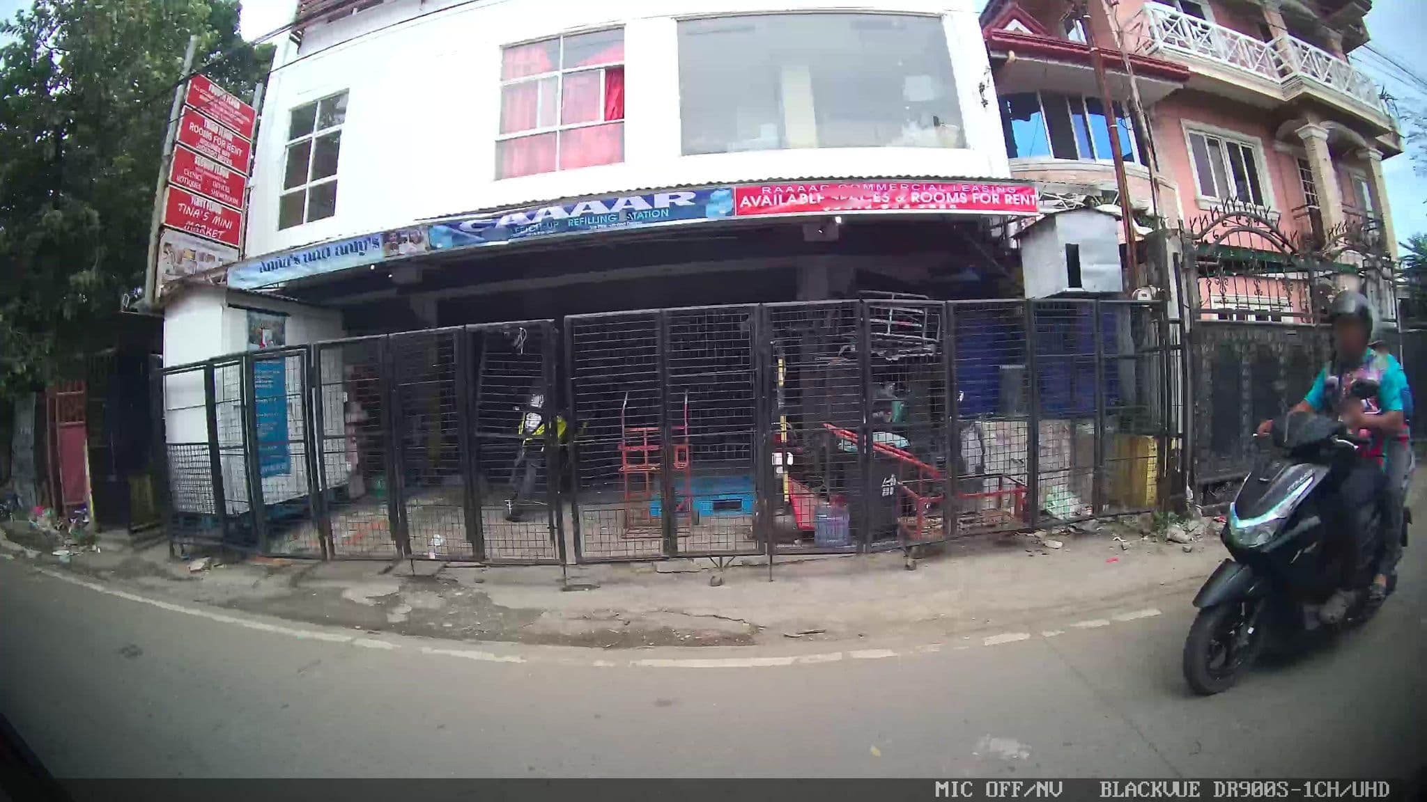 Street view near Seacoast Hotel, Lapu-Lapu City — © Kaart---LEFT (CC BY-SA · Mapillary)