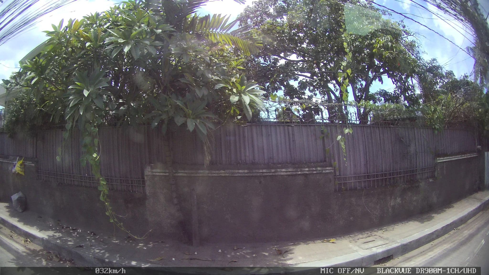 Street view near Executive Tulip Apartelle, Davao — © kaart_1 (CC BY-SA · Mapillary)