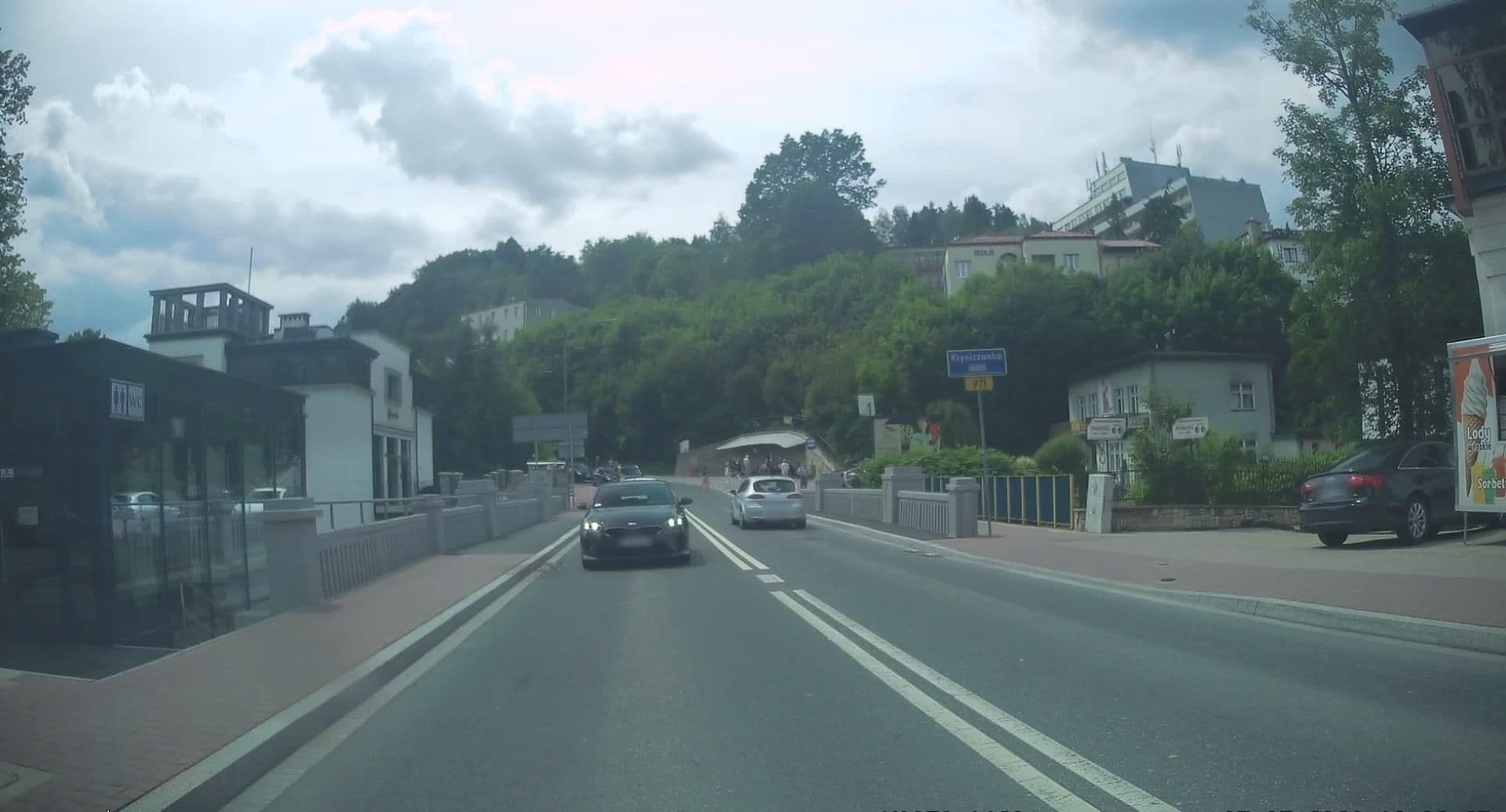 Street view near Renesans, Krynica-Zdrój — © edc22 (CC BY-SA · Mapillary)