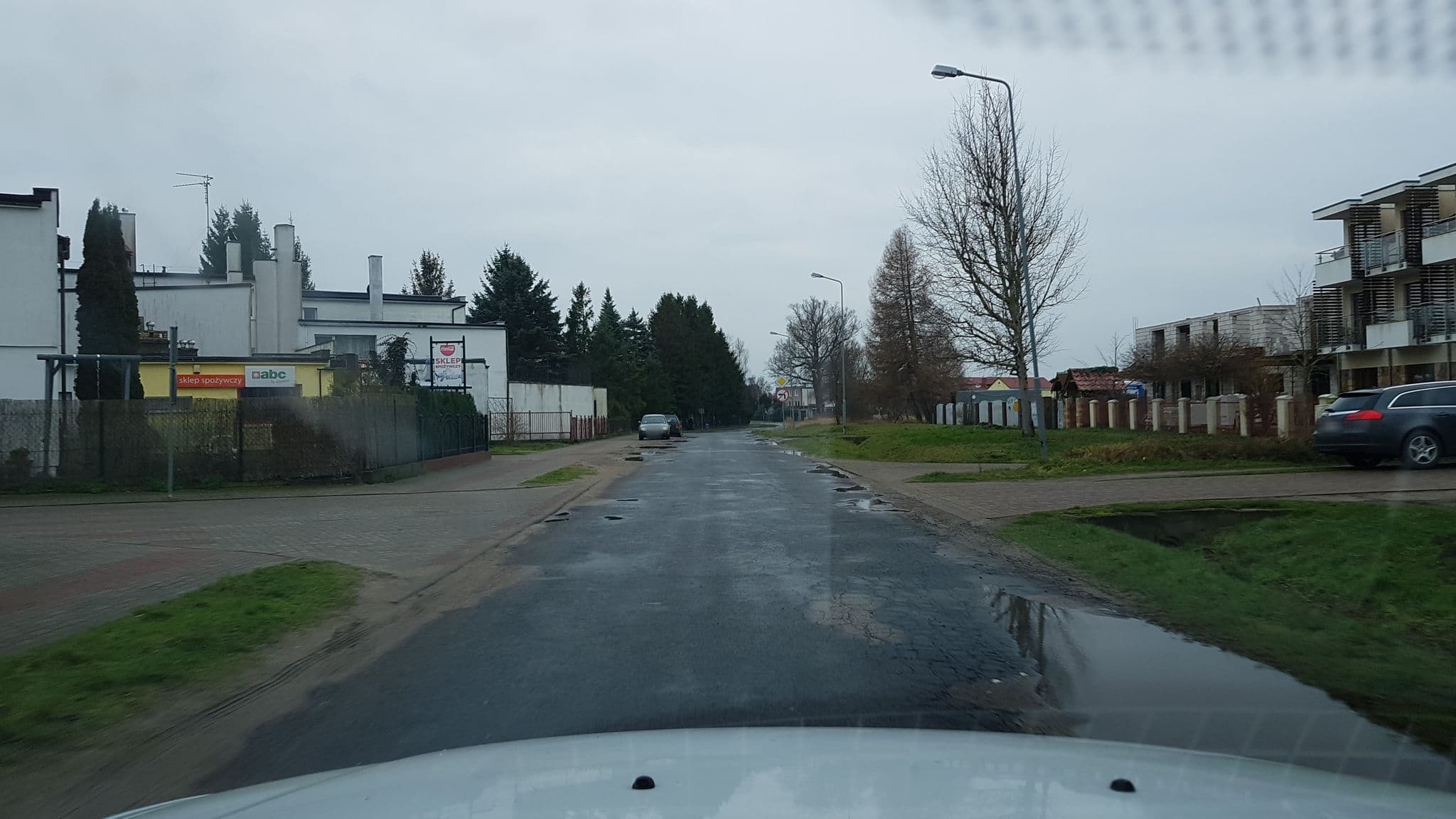 Street view near Victoria Spa, Grzybowo