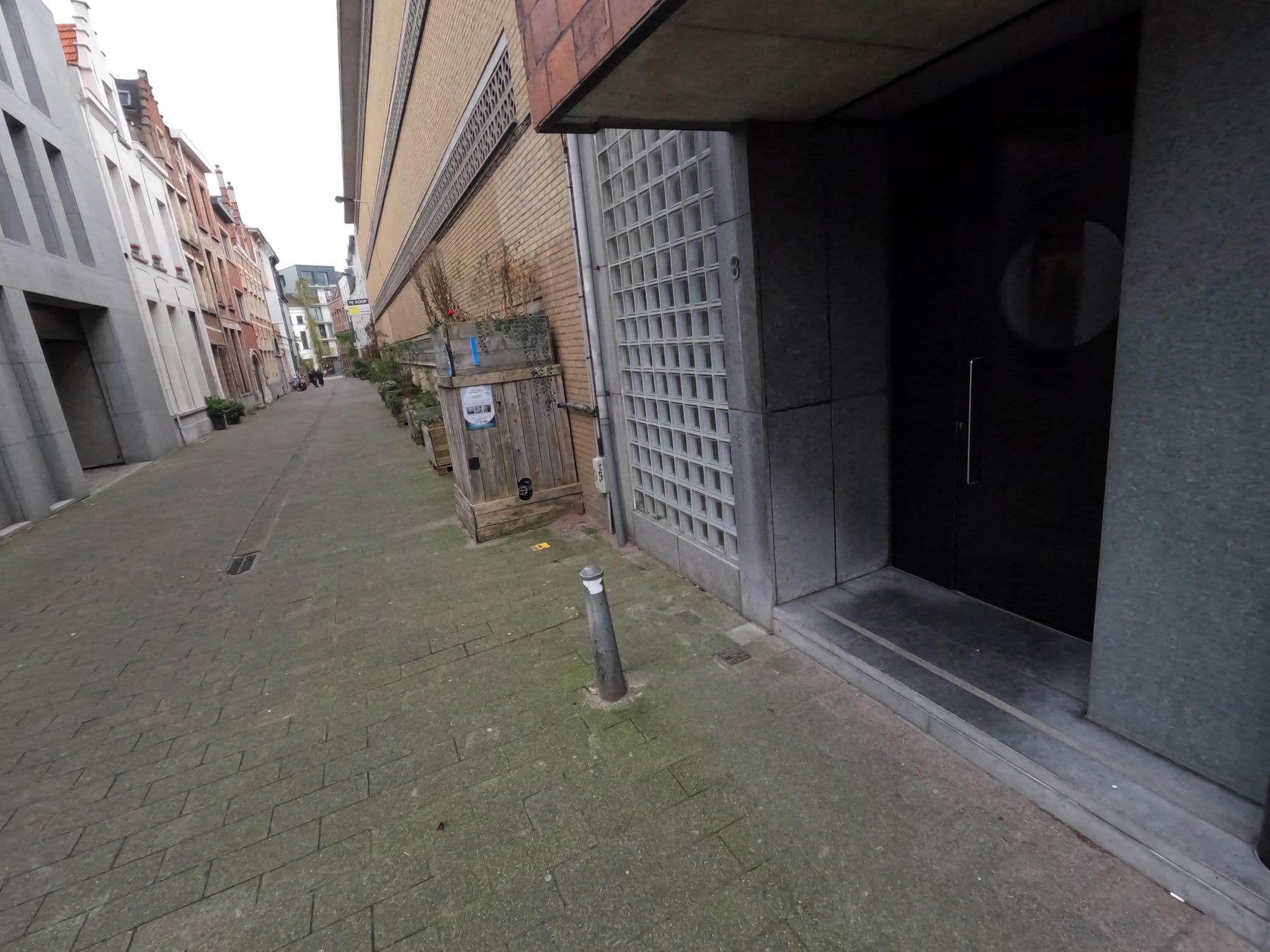 Street view near Antwerp Central Hostel "Pulcinella", Antwerp — © koninklijke (CC BY-SA · Mapillary)