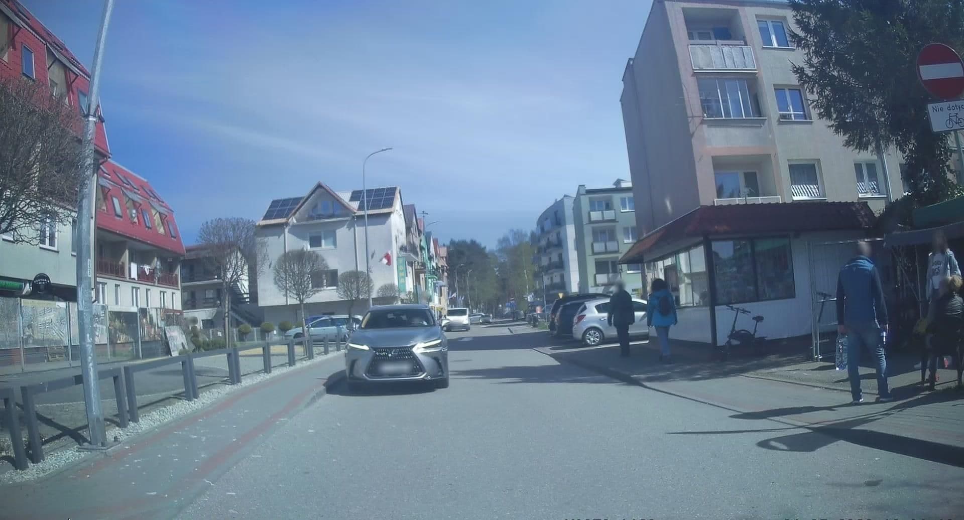 Street view near Calypso, Hel — © edc22 (CC BY-SA · Mapillary)