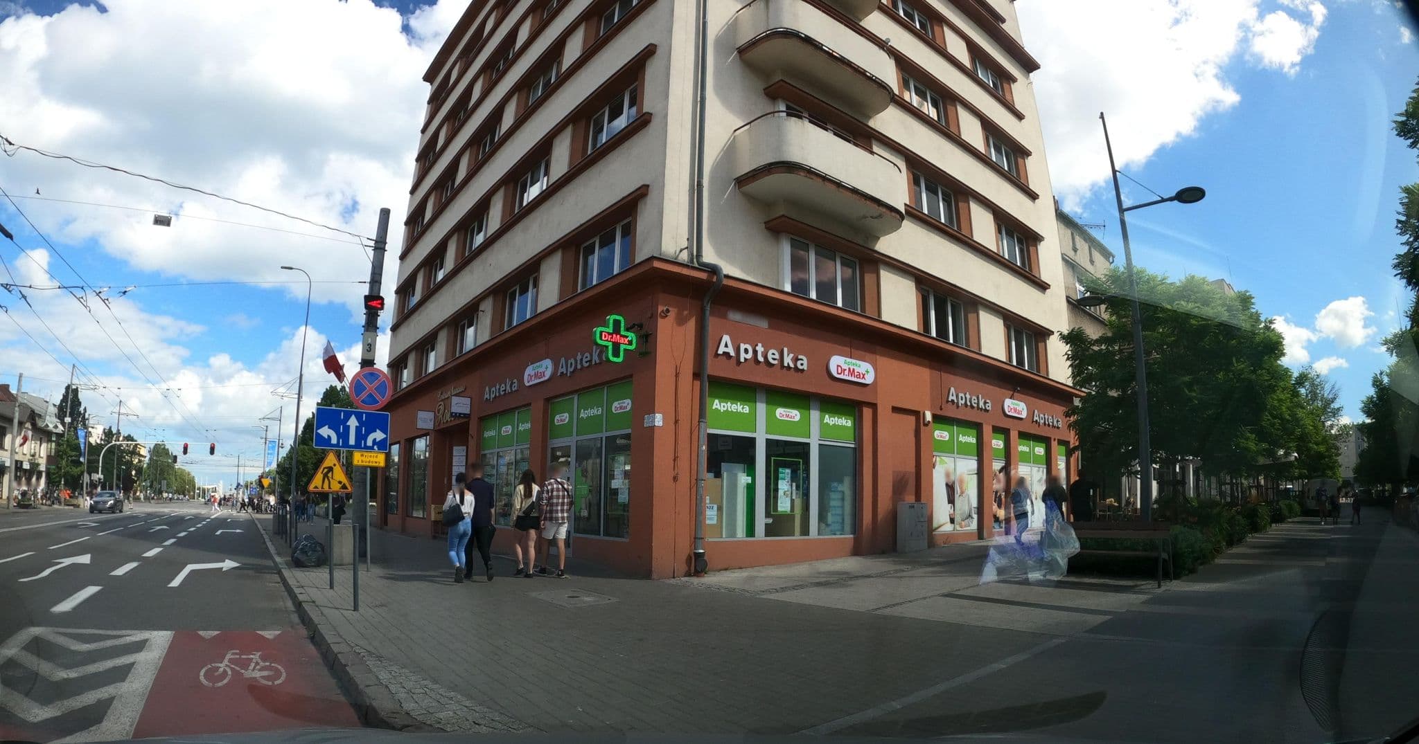 Street view near Willa Julia, Gdynia — © masterofnoroad (CC BY-SA · Mapillary)