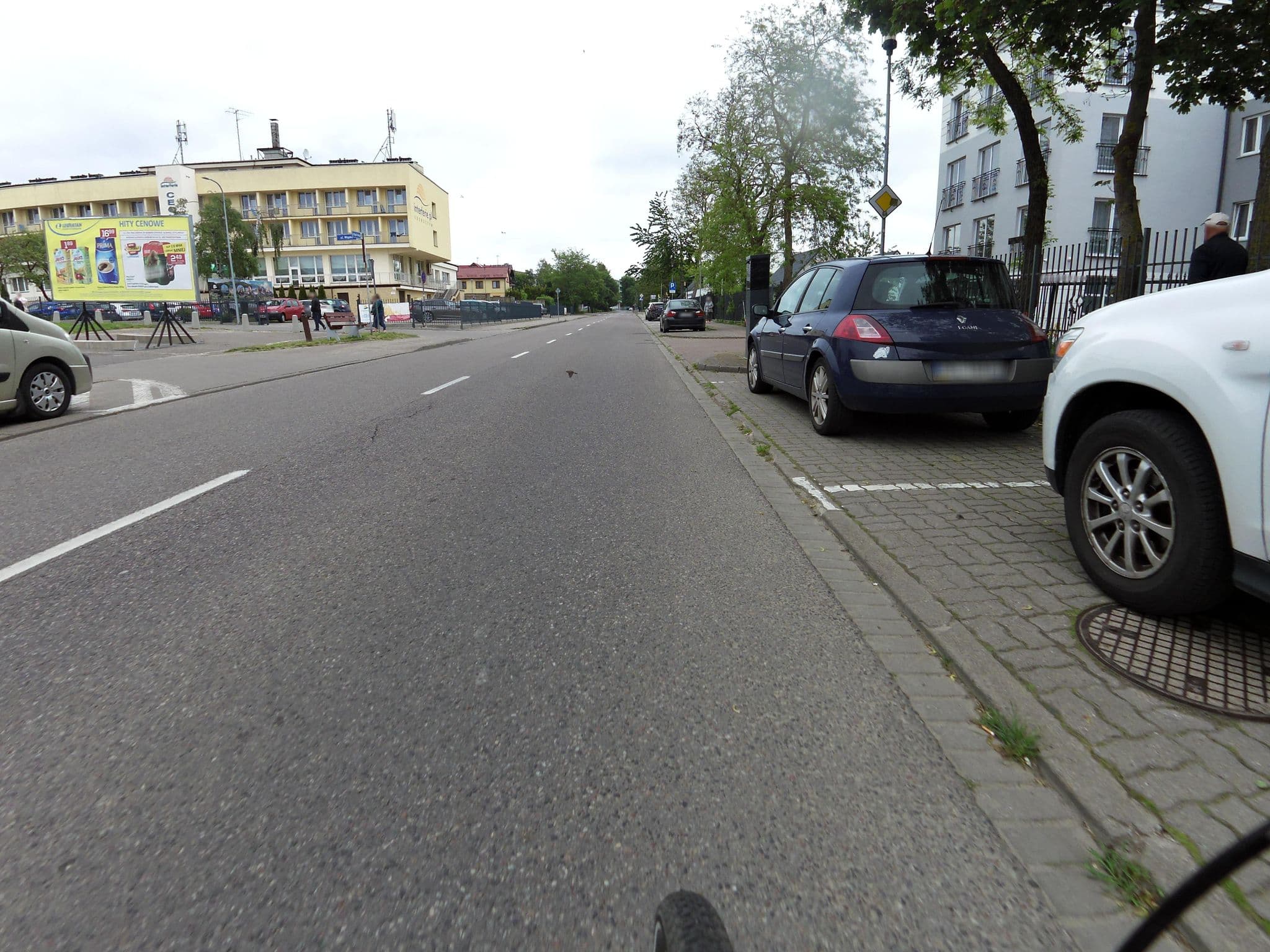 Street view near Hotel Planeta, Ustronie Morskie — © masterofnoroad (CC BY-SA · Mapillary)
