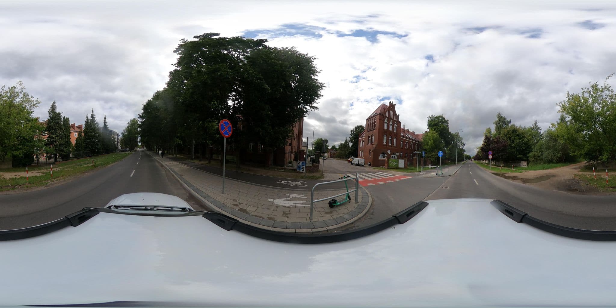 Street view near Internat Garnizonowy, Kołobrzeg — © masterofnoroad (CC BY-SA · Mapillary)