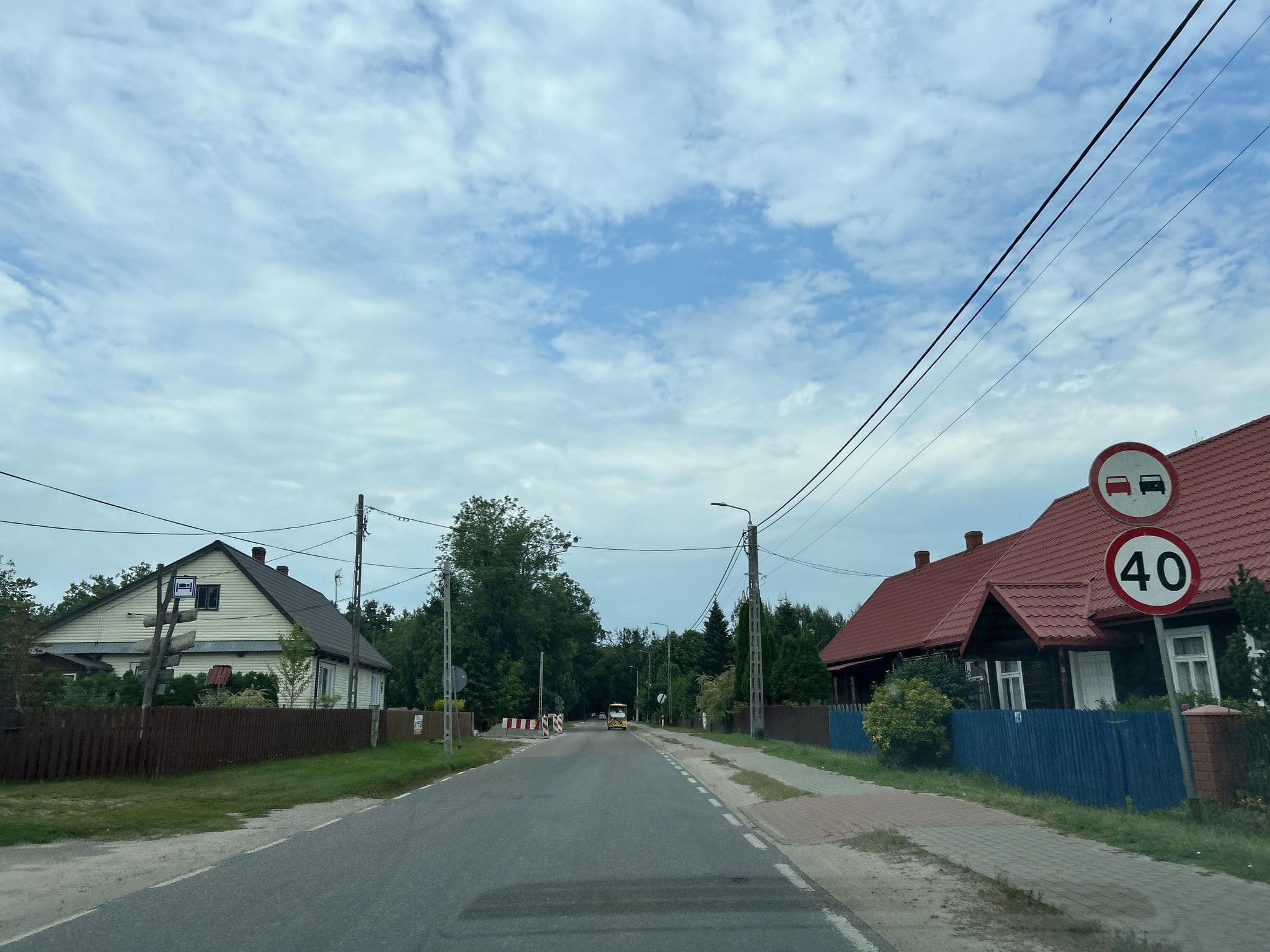 Street view near Gospodarstwo agroturystyczne ”Sosnowy Domek”, Białowieża — © strudel (CC BY-SA · Mapillary)