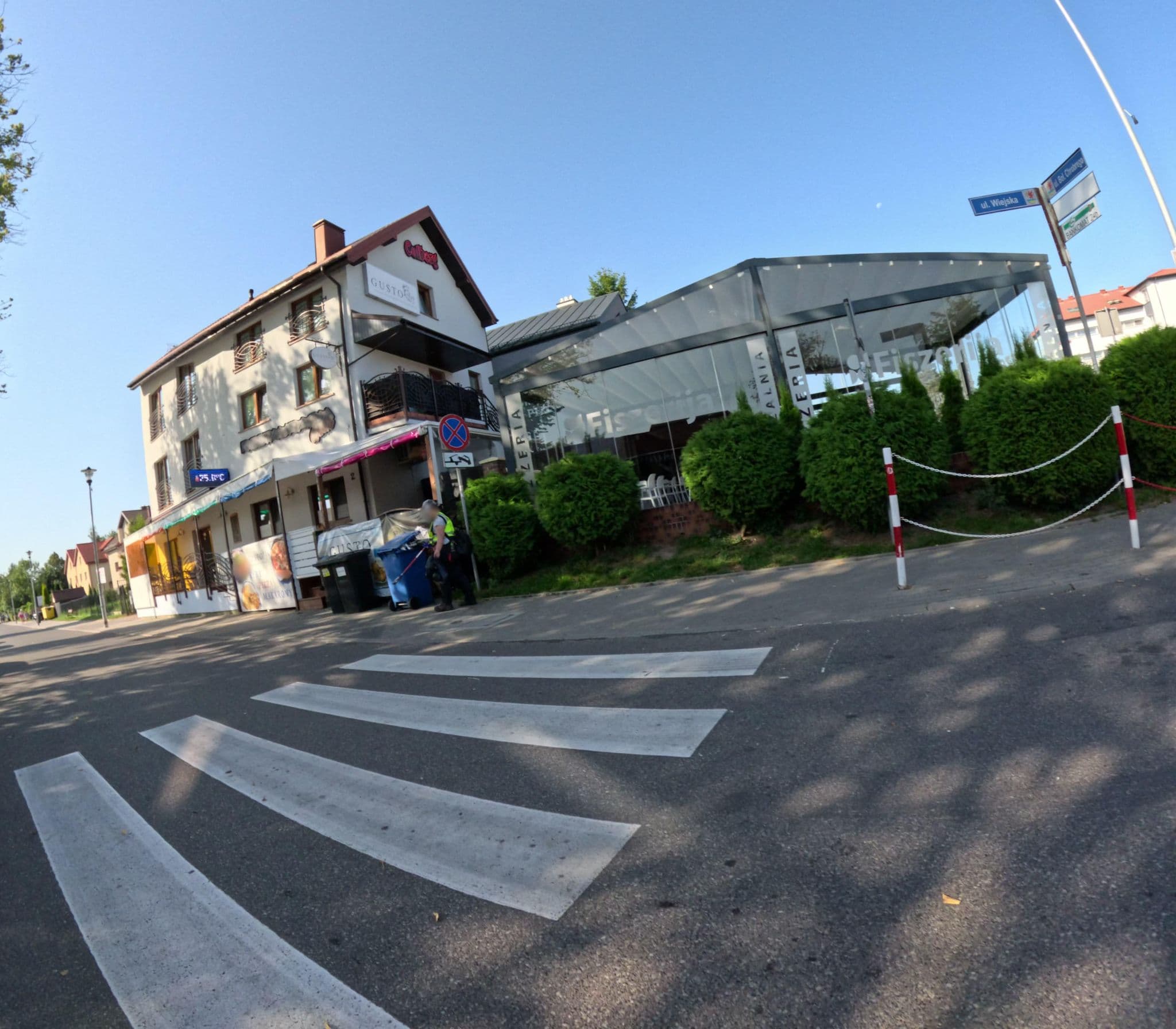 Street view near Pokoje Chrobrego, Ustronie Morskie