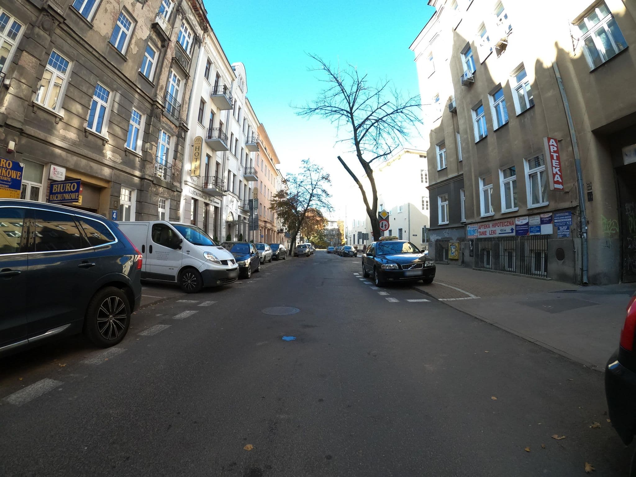 Street view near Hotel Wieniawski, Lublin — © masterofnoroad (CC BY-SA · Mapillary)