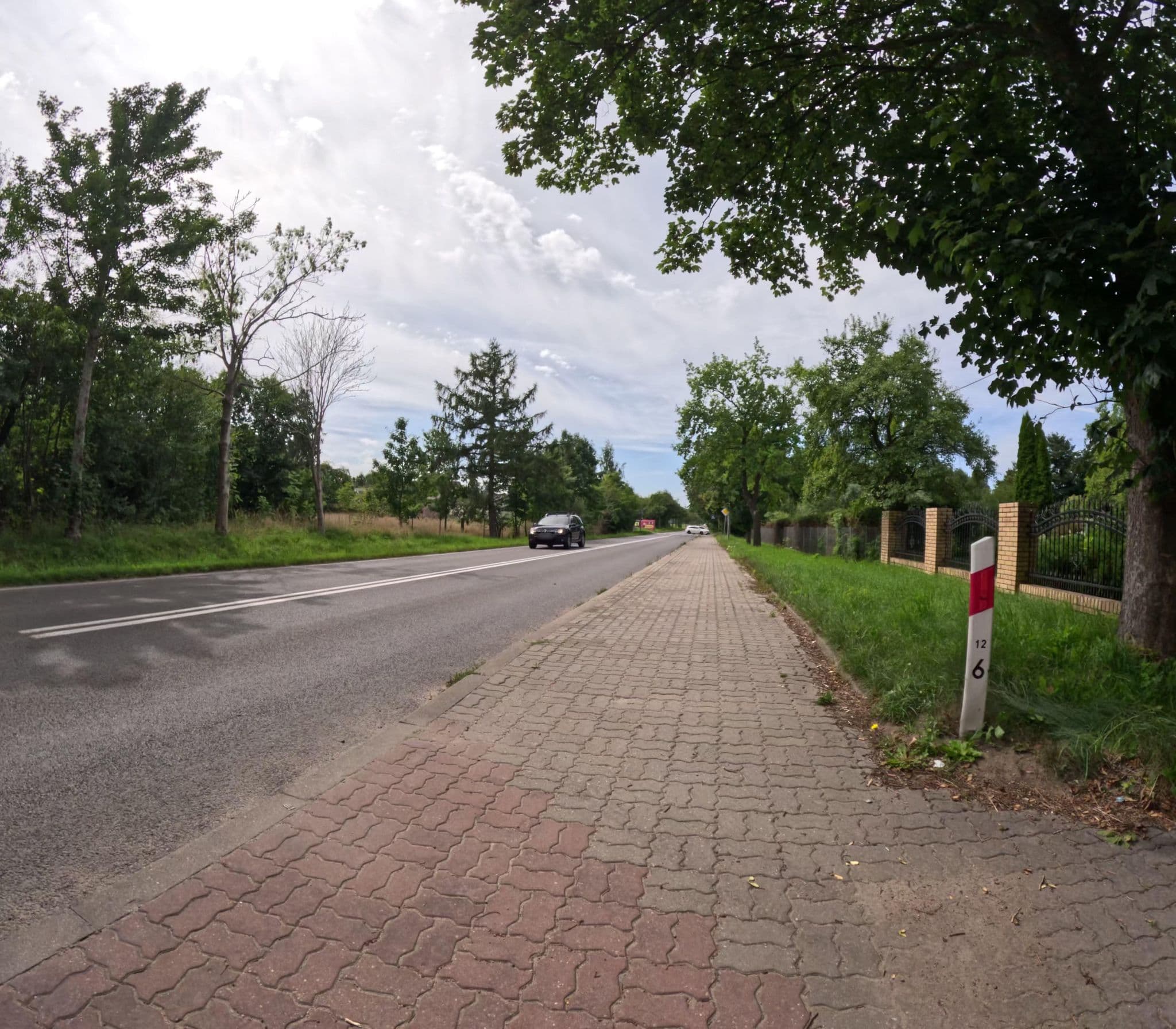 Street view near U Danusi, Ustronie Morskie