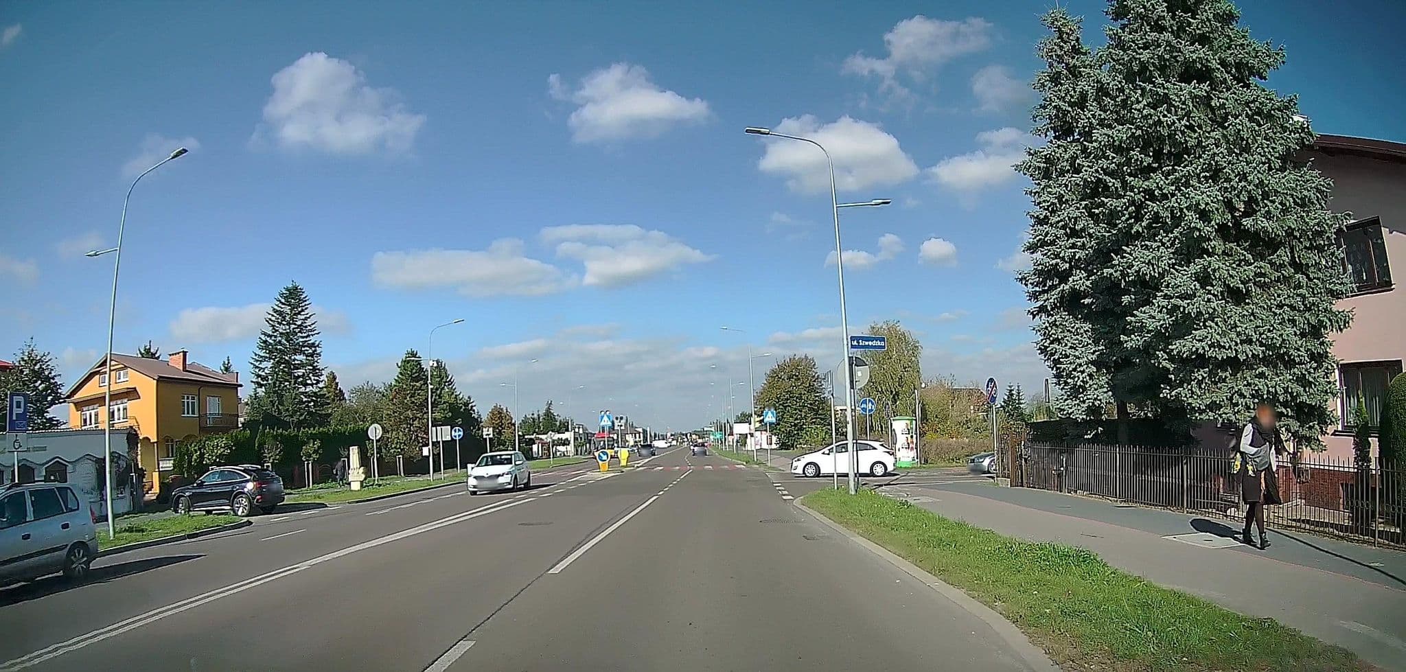 Street view near Noclegi pracownicze, Zamość — © 9f893cde (CC BY-SA · Mapillary)