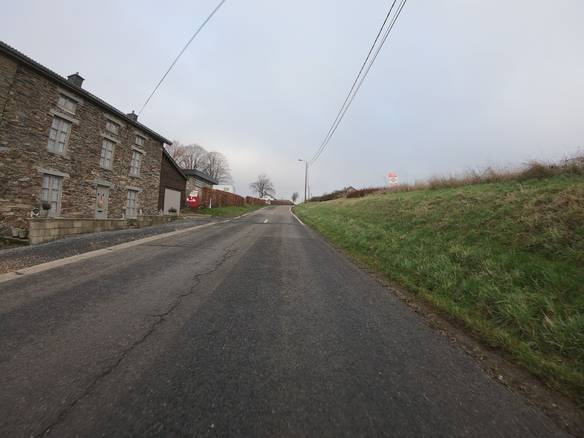 Street view near Le Palis, Bouillon — © joostjakob (CC BY-SA · Mapillary)