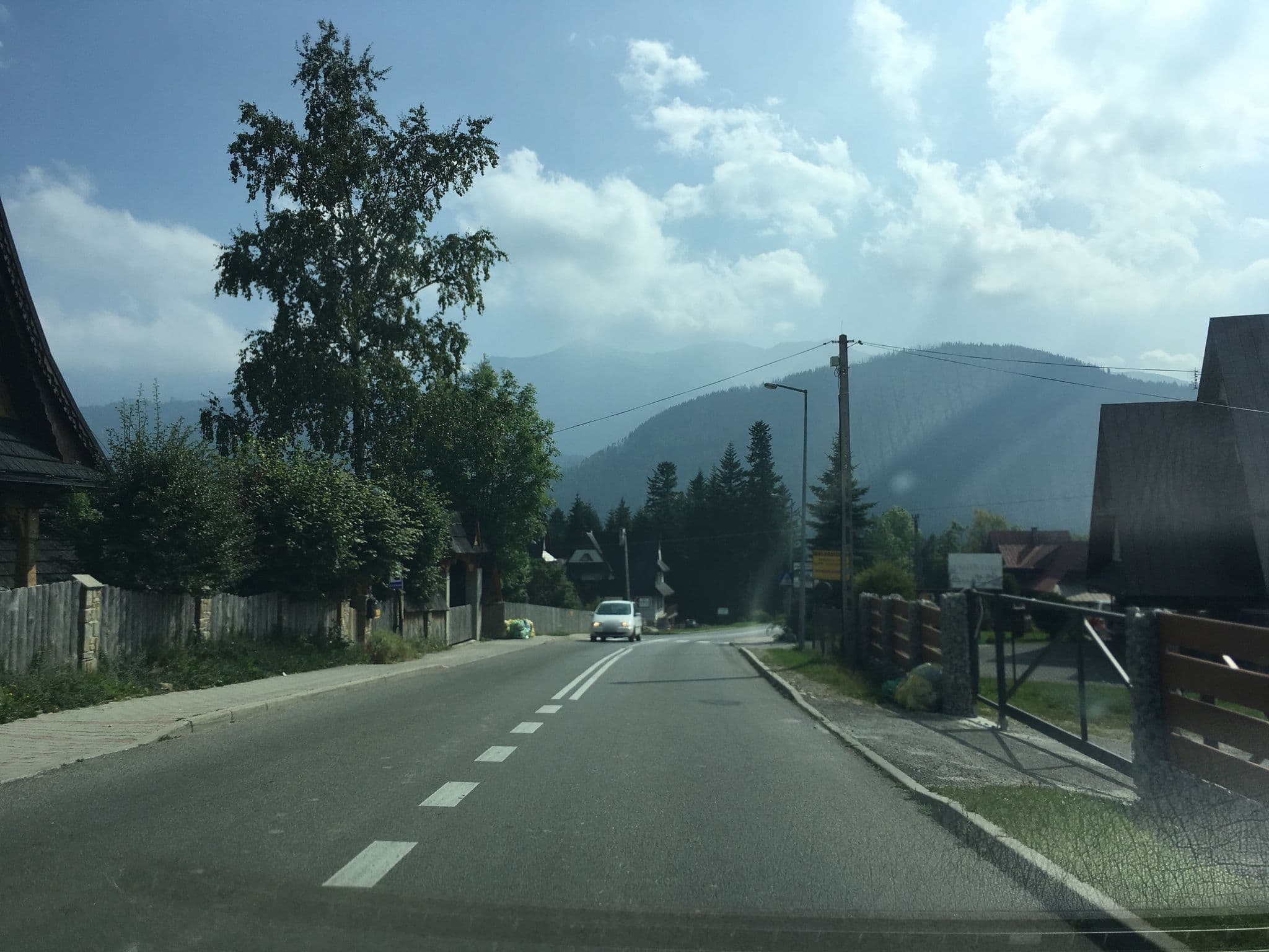 Street view near Willa Siarosia, Kościelisko — © fundacja_geolife (CC BY-SA · Mapillary)