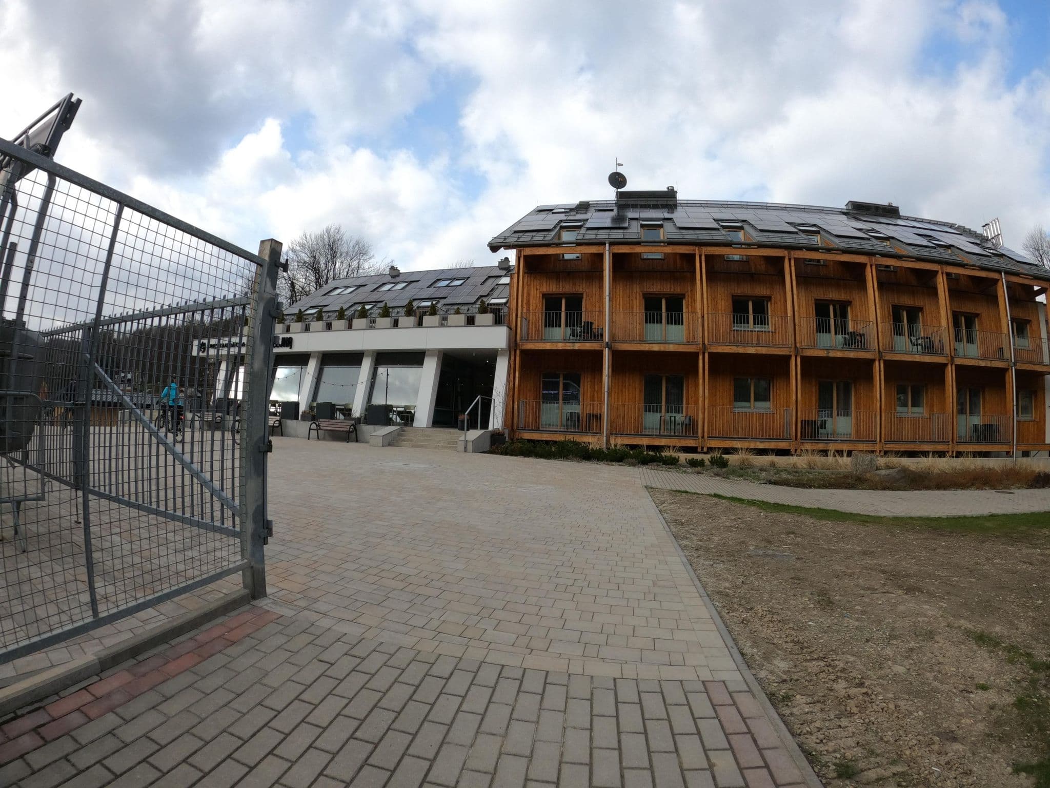 Street view near Pod Kolejką, Szczawnica — © masterofnoroad (CC BY-SA · Mapillary)