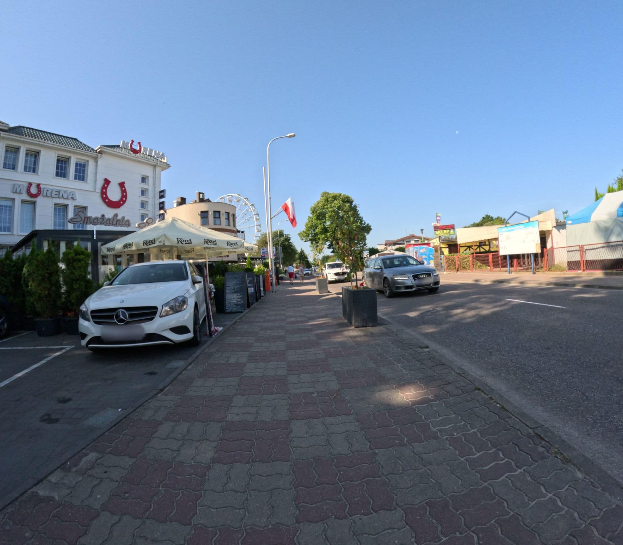 Street view near Hotel Murena, Ustronie Morskie