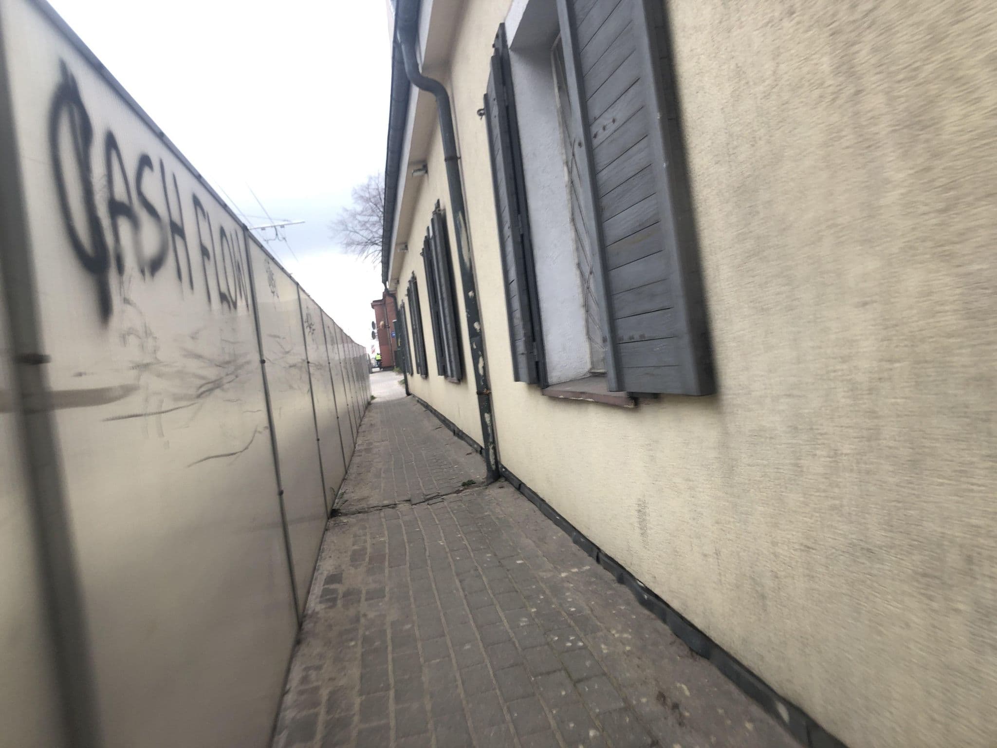 Street view near Villa Italiana, Gdynia — © onliniak (CC BY-SA · Mapillary)