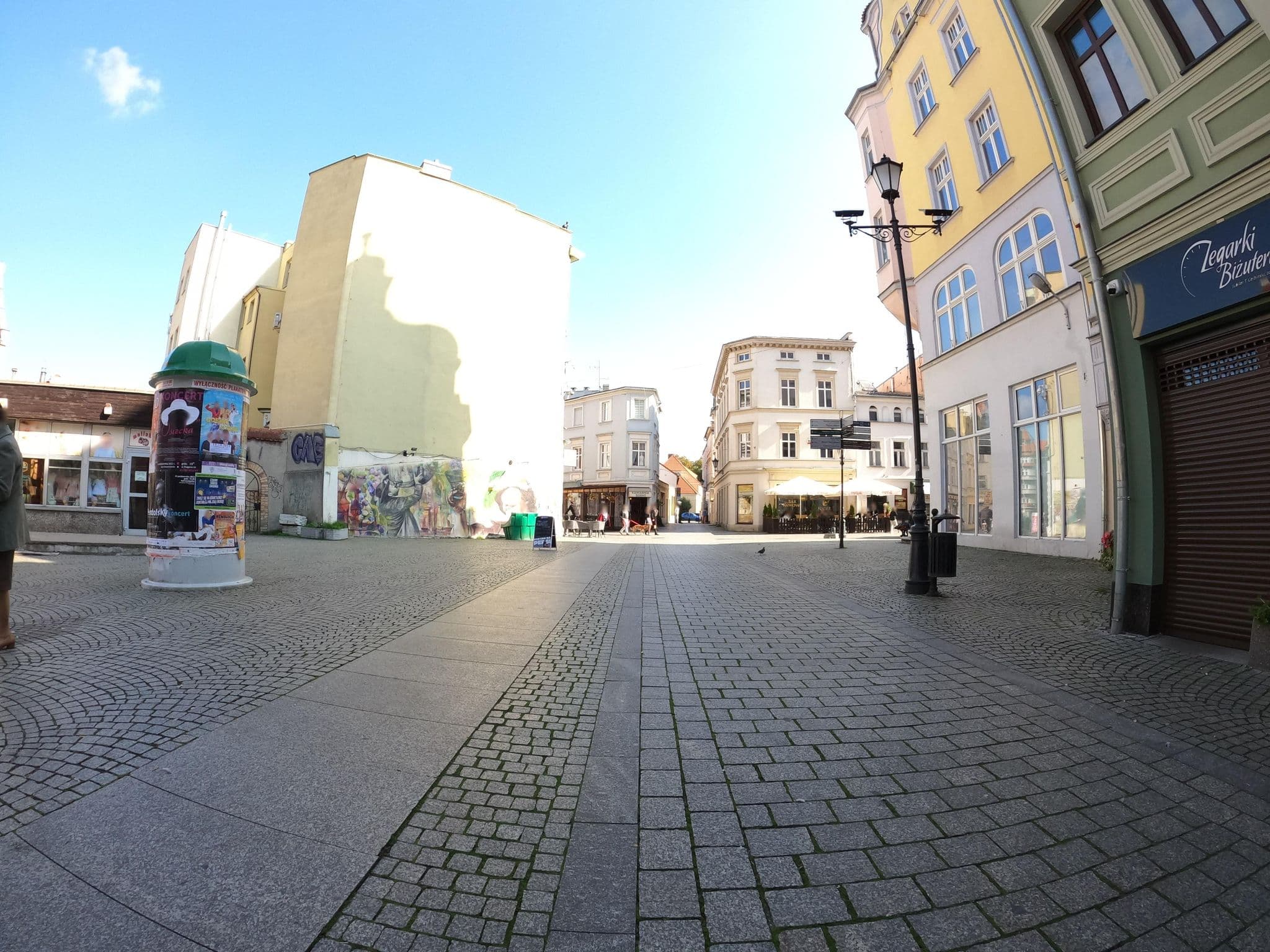 Street view near OldTown Apartments, Zielona Góra — © masterofnoroad (CC BY-SA · Mapillary)