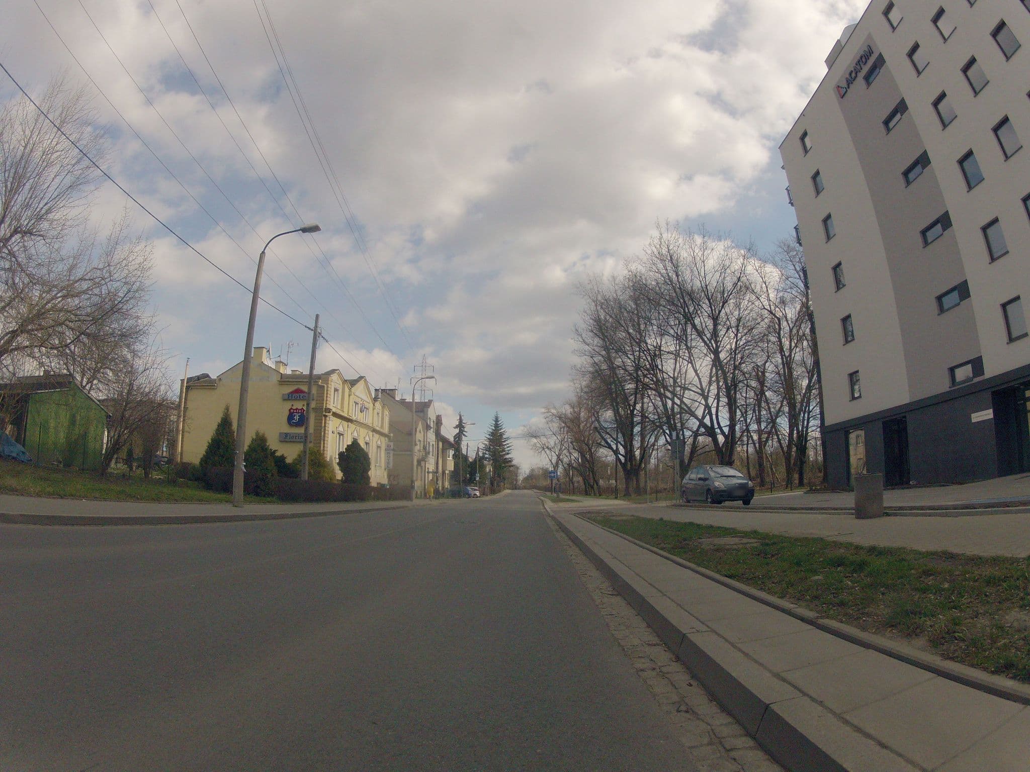 Street view near Hotel Florian, Grzegórzki — © ekeshkekesh (CC BY-SA · Mapillary)