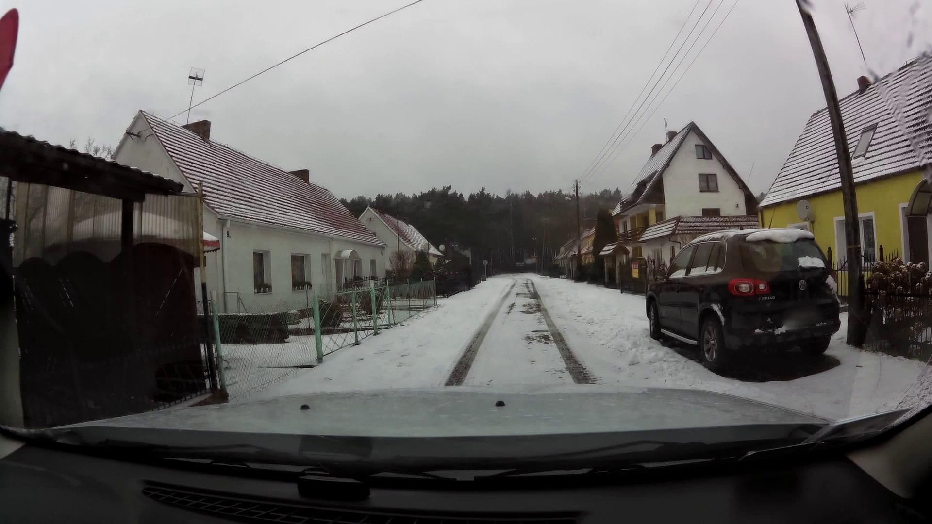 Street view near pokoje Kubacki, Mrzeżyno — © masterofnoroad (CC BY-SA · Mapillary)