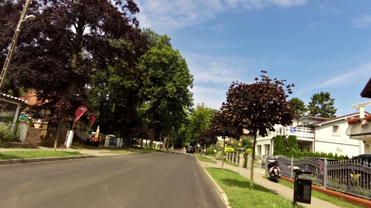 Street view near Willa Grażyna, Dziwnów — © masterofnoroad (CC BY-SA · Mapillary)