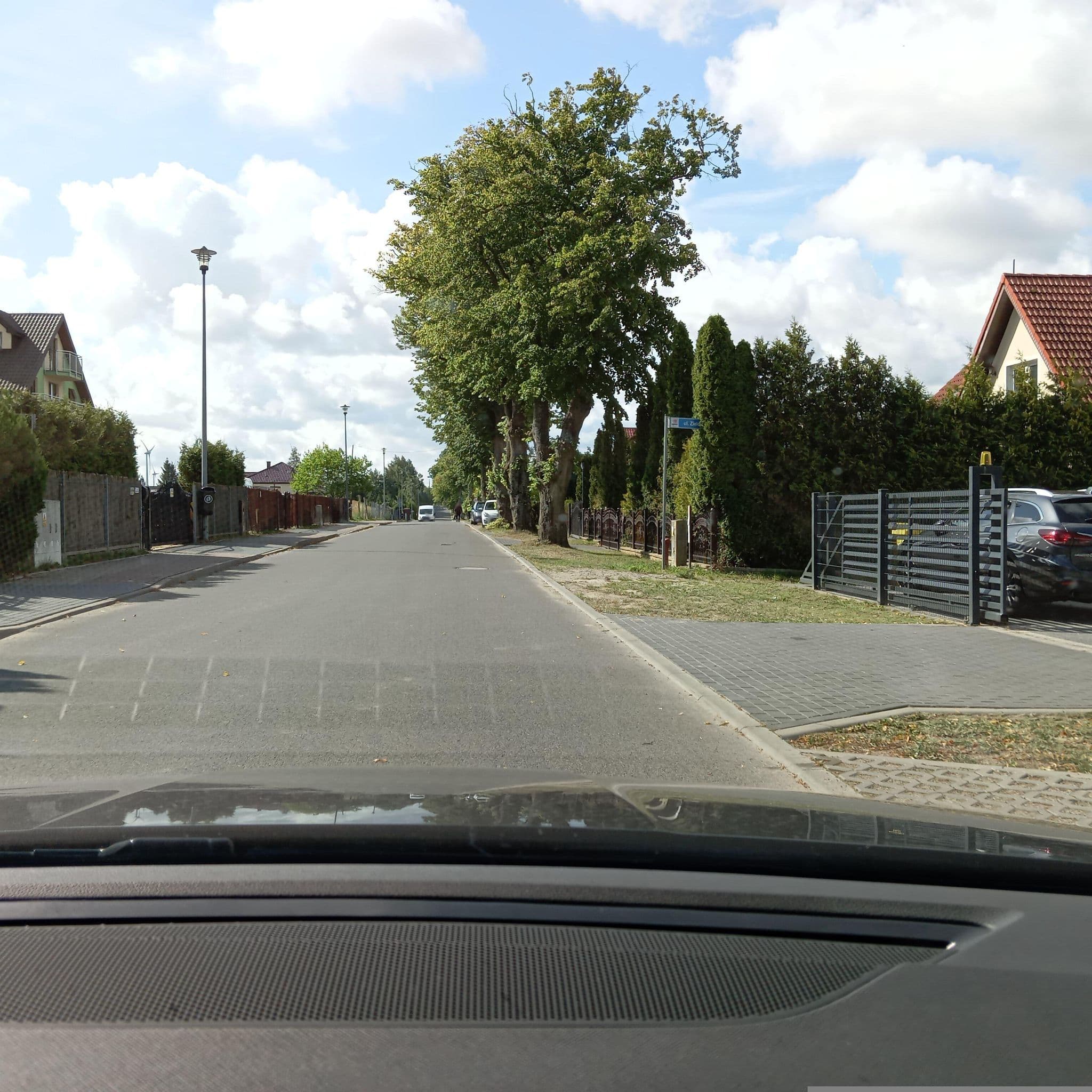 Street view near Willa Venus, Ustronie Morskie