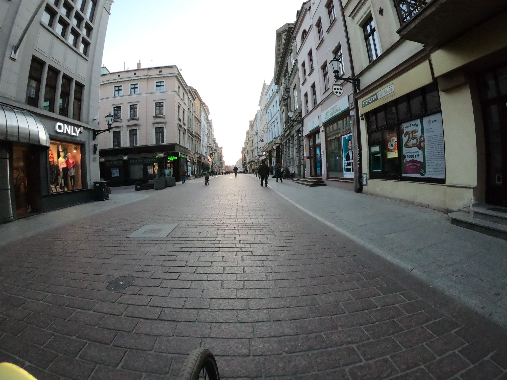 Street view near Apartamenty Mostowa, Toruń — © masterofnoroad (CC BY-SA · Mapillary)