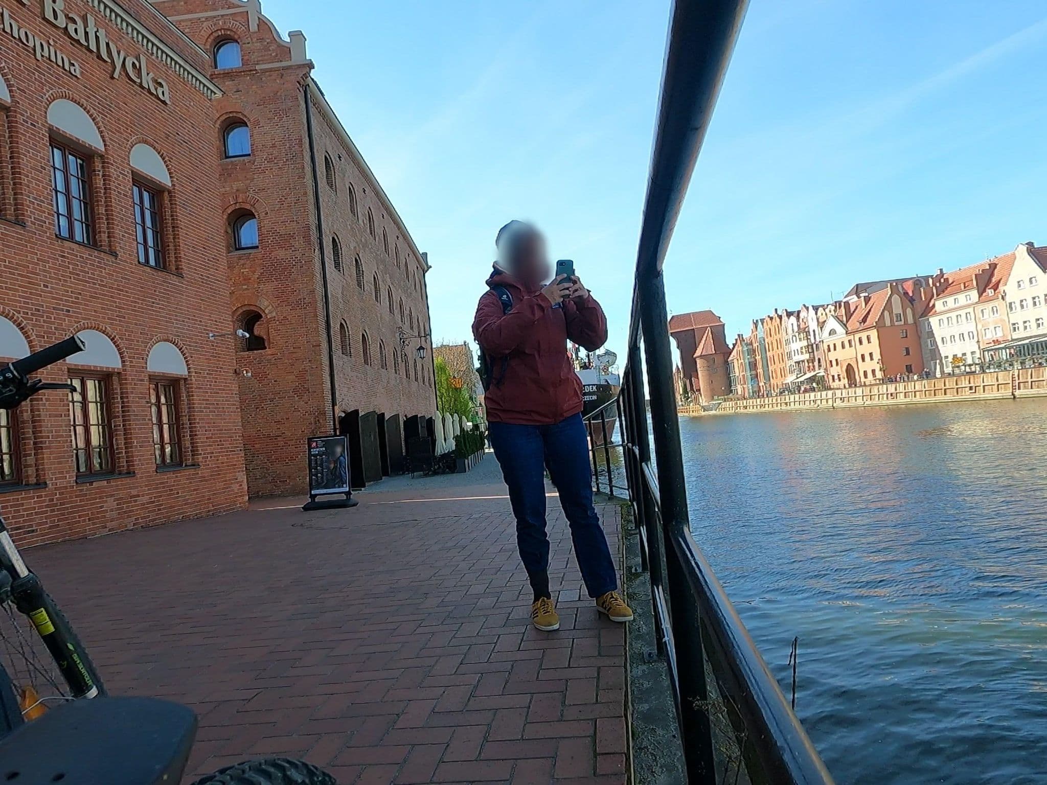 Street view near Jess Hotel Królewski, Gdańsk — © voyage-hors-saison (CC BY-SA · Mapillary)