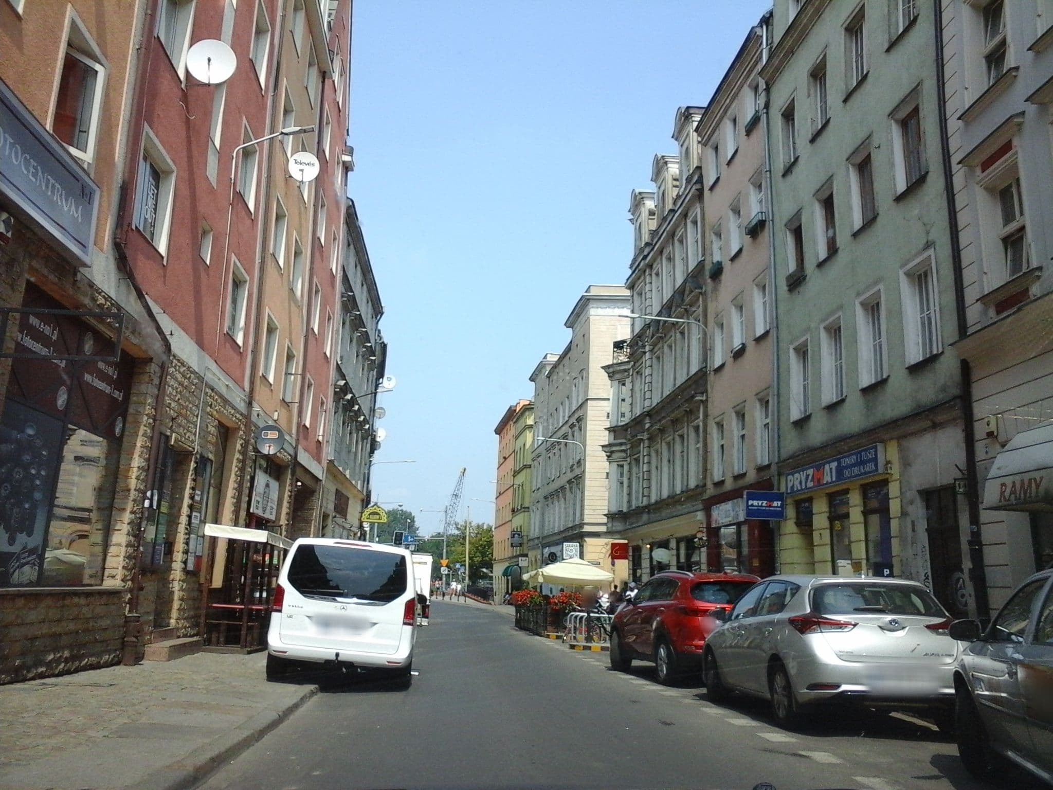 Street view near Odrzańska Residence, Stare Miasto — © czadzik (CC BY-SA · Mapillary)