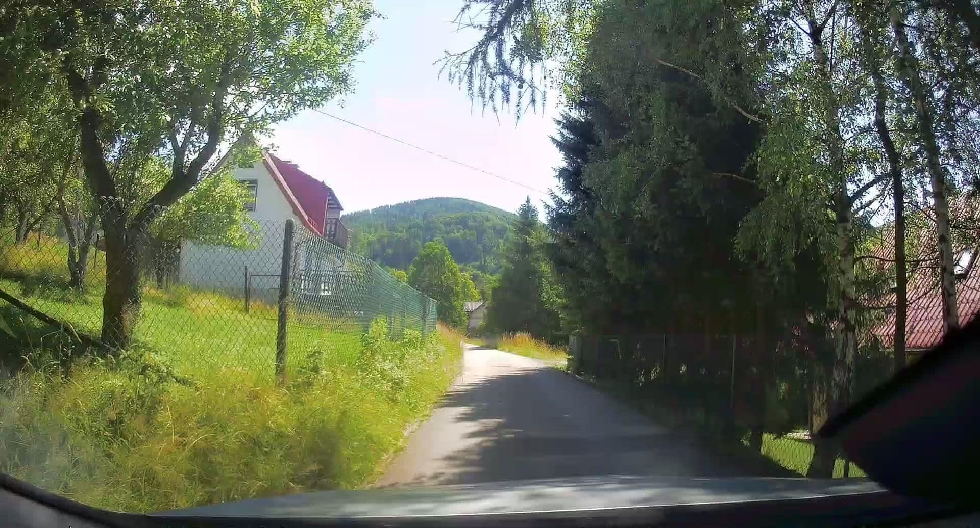 Street view near Dom na Mosornym Groniu, Zawoja — © edc22 (CC BY-SA · Mapillary)