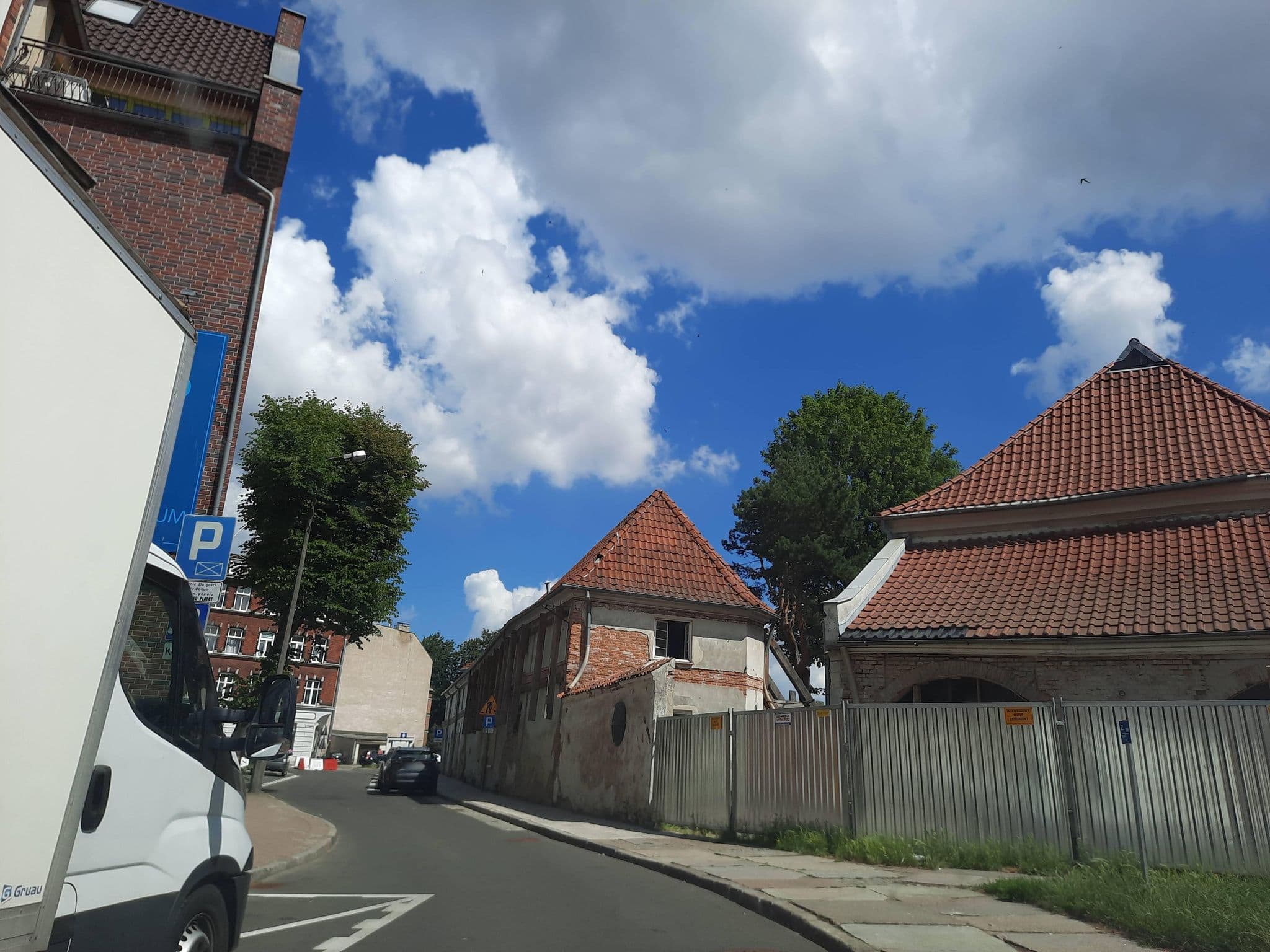 Street view near Bonum, Gdańsk — © ondrejlopatka (CC BY-SA · Mapillary)