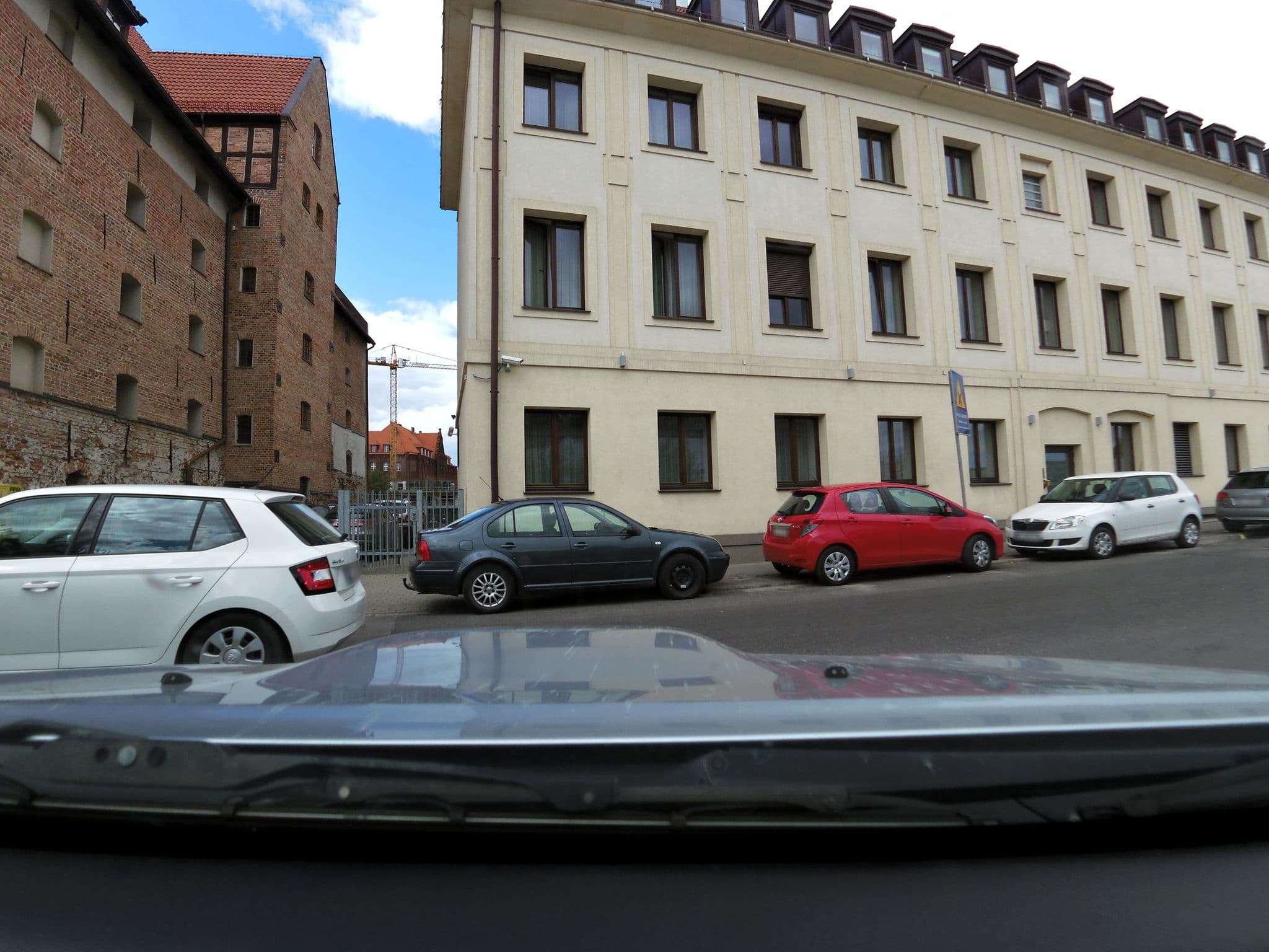 Street view near Qubus, Gdańsk — © aleksasfi (CC BY-SA · Mapillary)