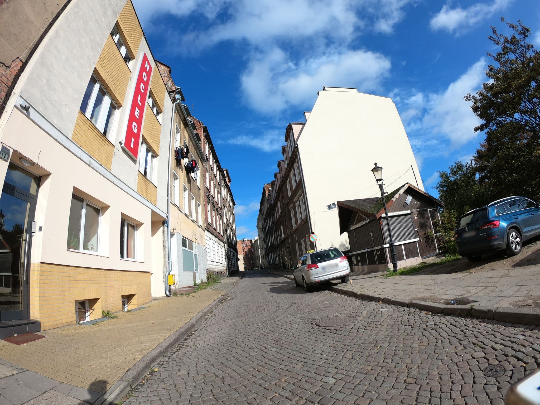 Street view near Baltic Hostel, Gdańsk — © masterofnoroad (CC BY-SA · Mapillary)