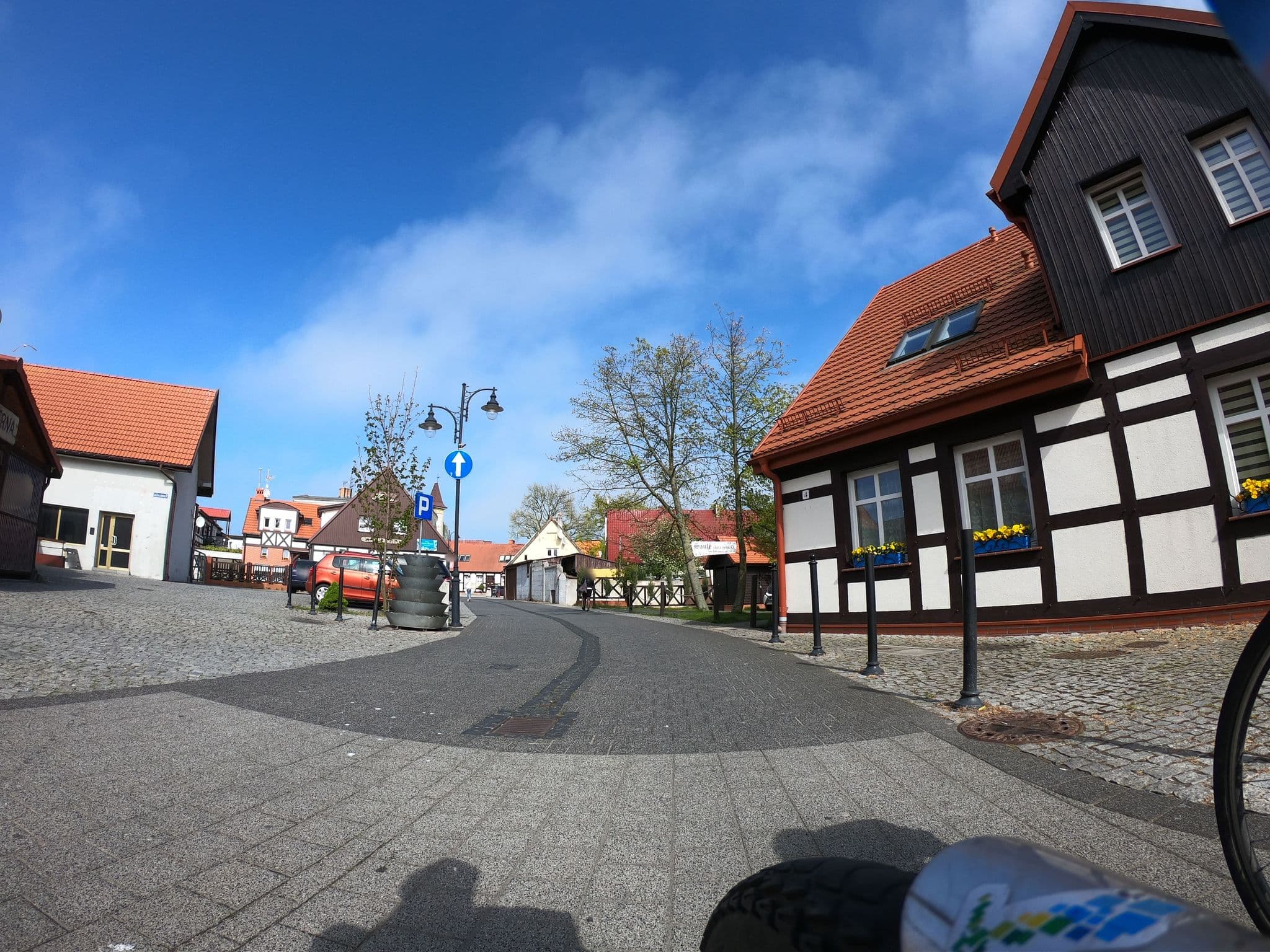 Street view near Chata Rybacka Saule, Ustka — © masterofnoroad (CC BY-SA · Mapillary)