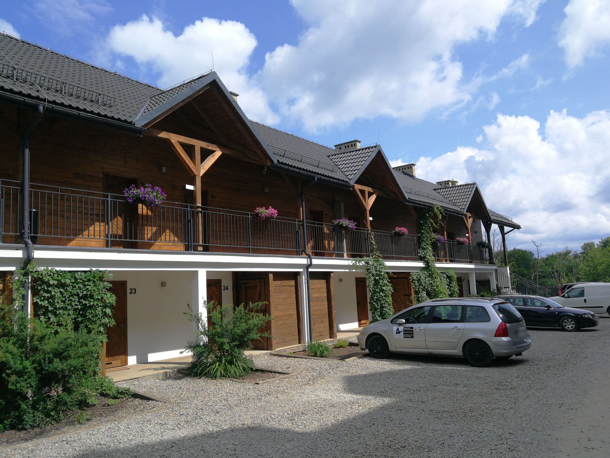 Street view near Hotel Skalny SPA Bieszczady, Uherce Mineralne — © fundacja_geolife (CC BY-SA · Mapillary)
