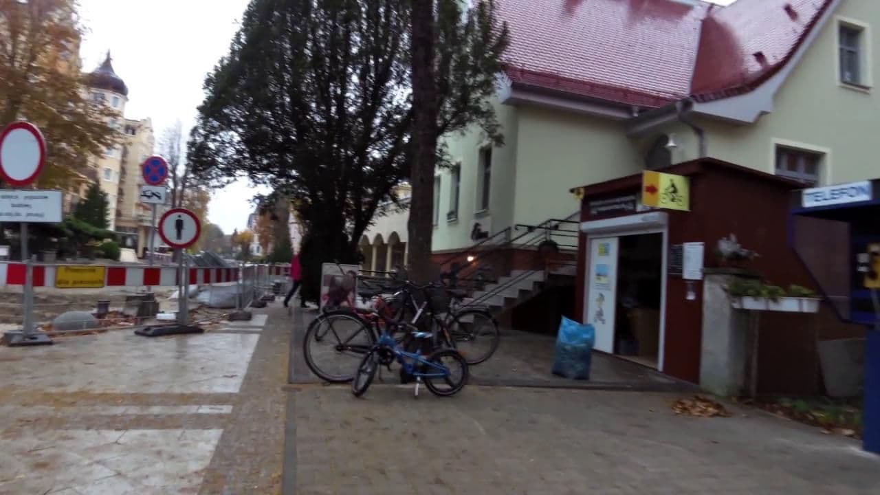 Street view near Dom Zdrojowy Amber, Świnoujście — © masterofnoroad (CC BY-SA · Mapillary)